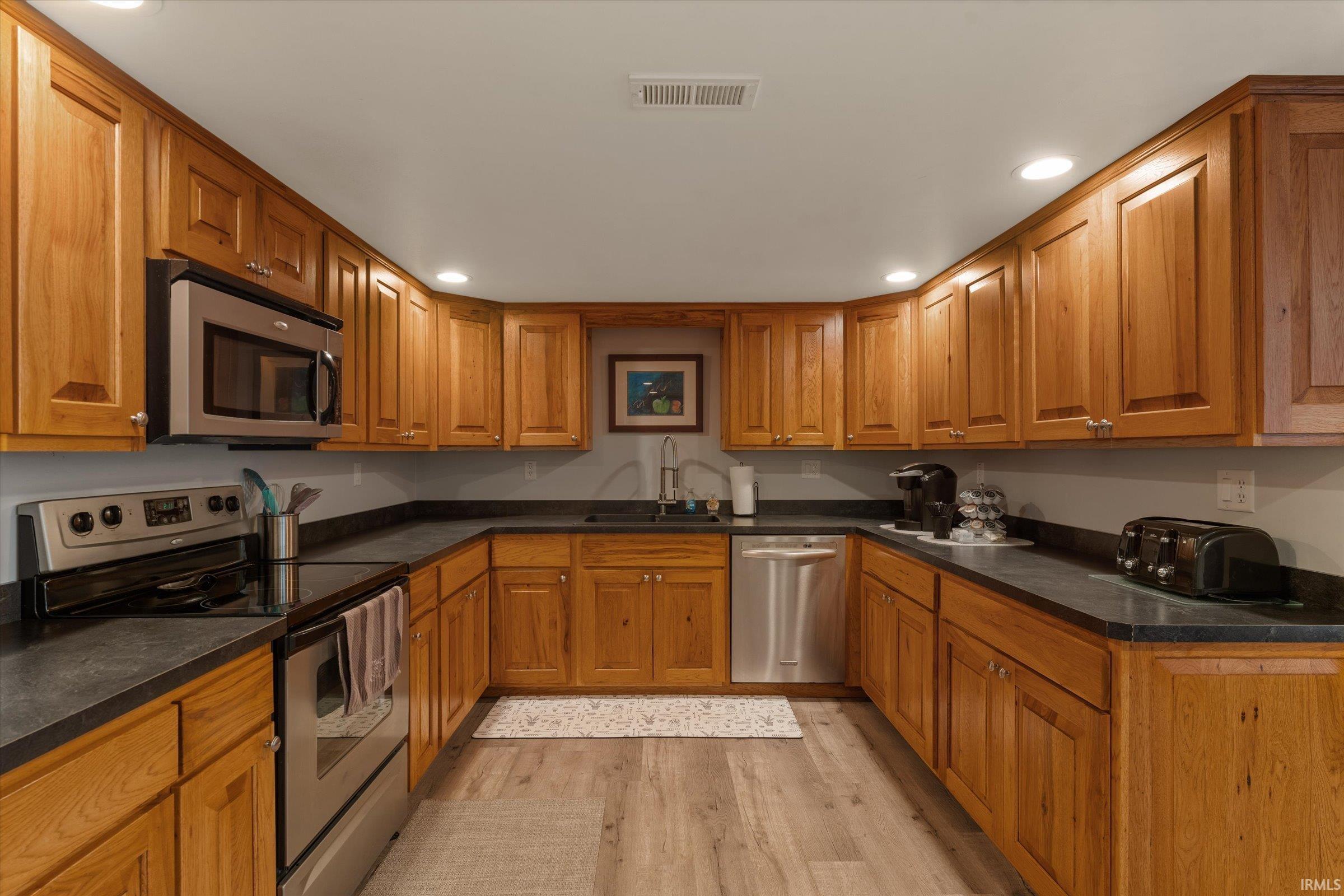 Kitchen 2