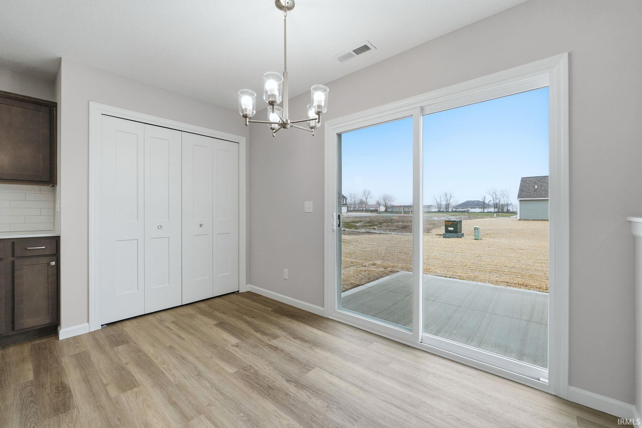 Photo 12 of 218 Saddle Ridge Drive