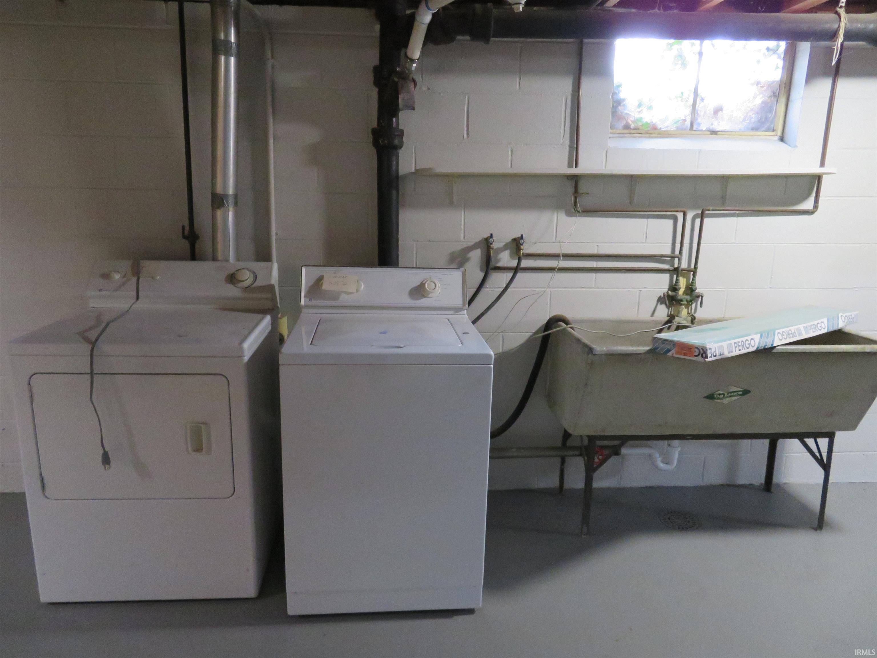 Photo 27 of 2212 Compton Avenue