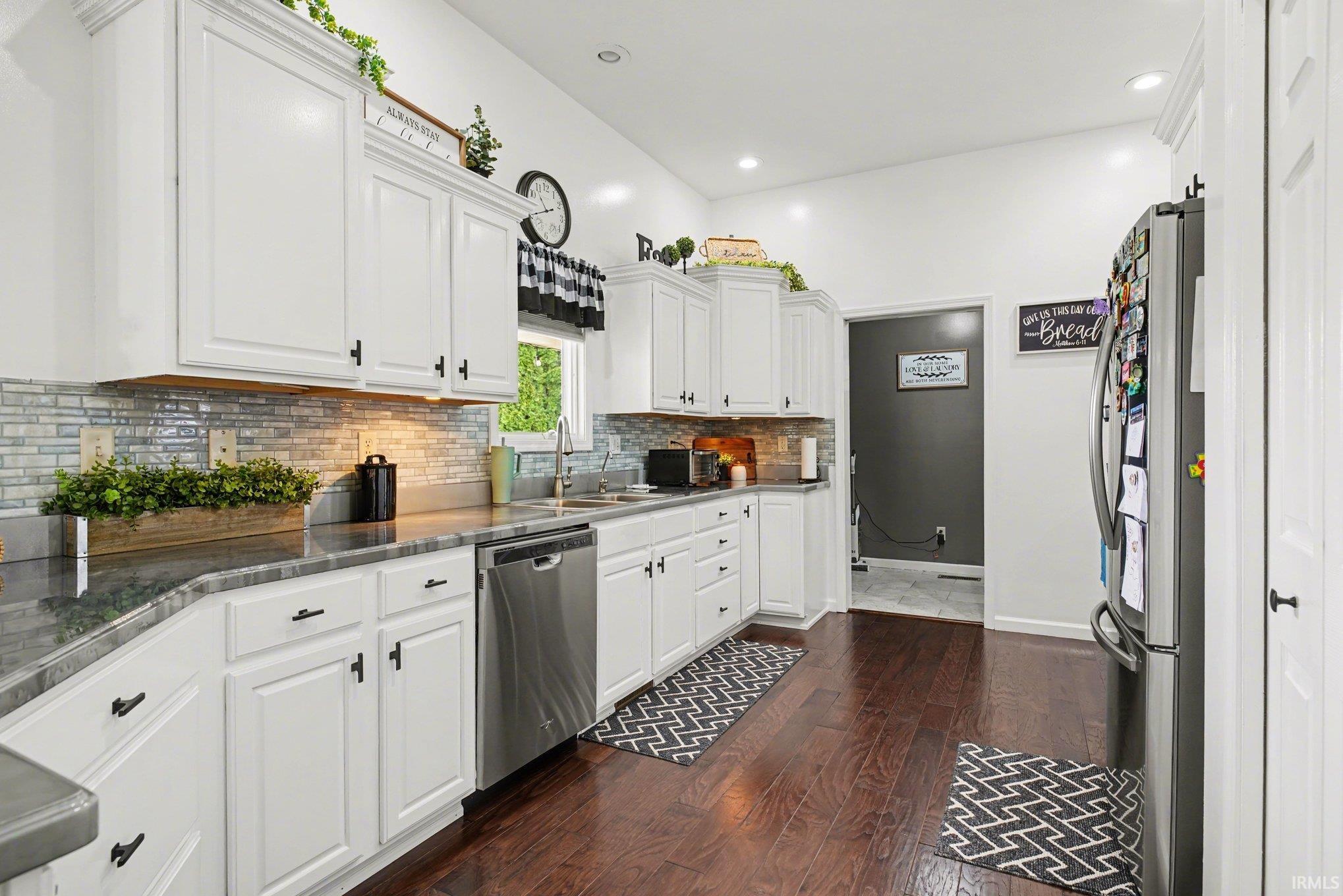 Photo 6 of 14541 Field Crest Court