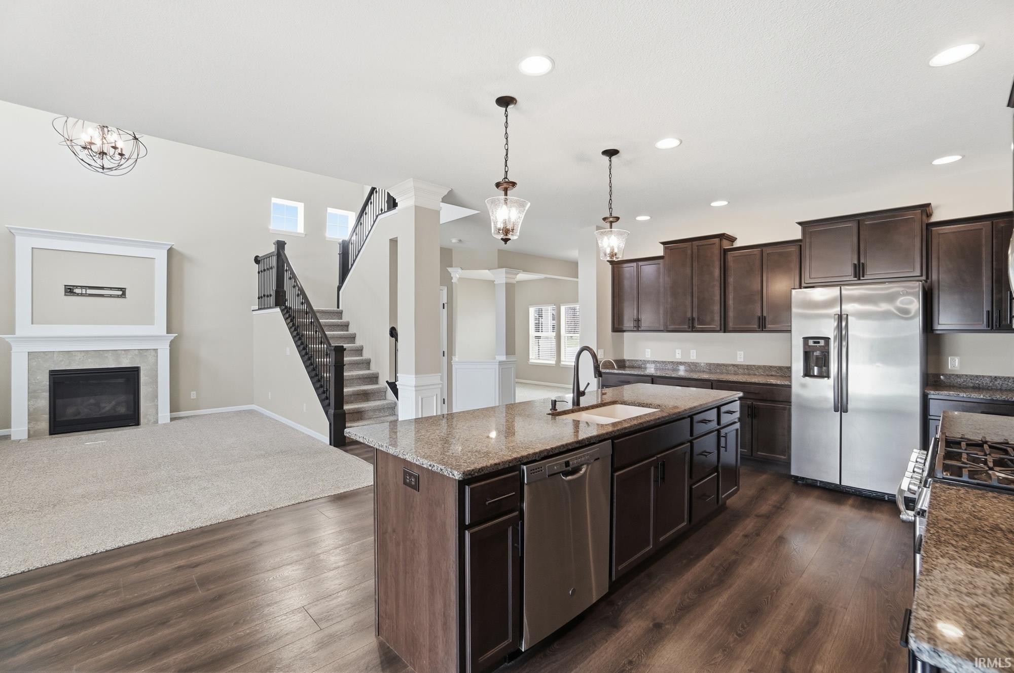 Photo 9 of 377 Carrara Cove