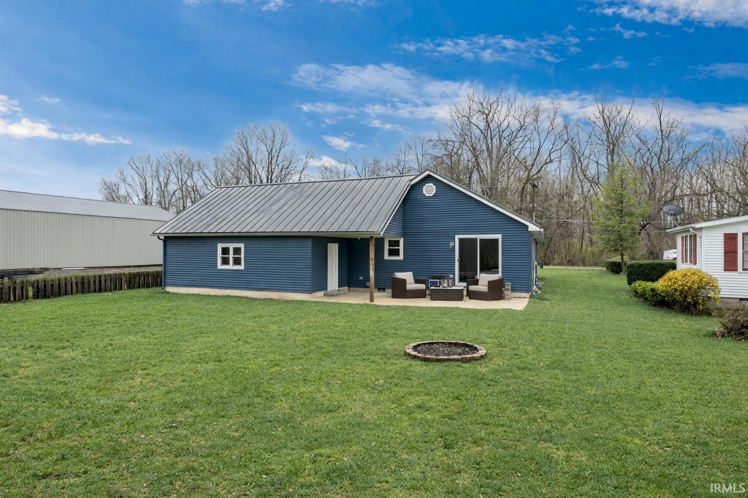 Photo 5 of 8930 E Crow Road