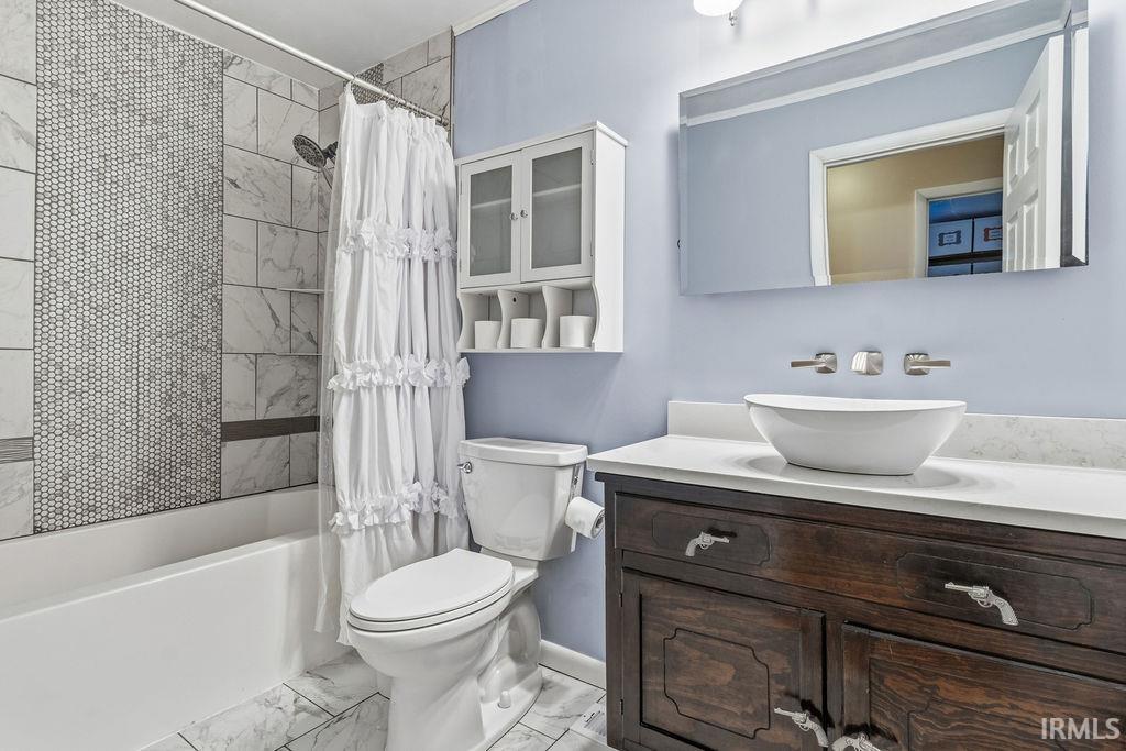 Photo 16 of 5310 N 850 E