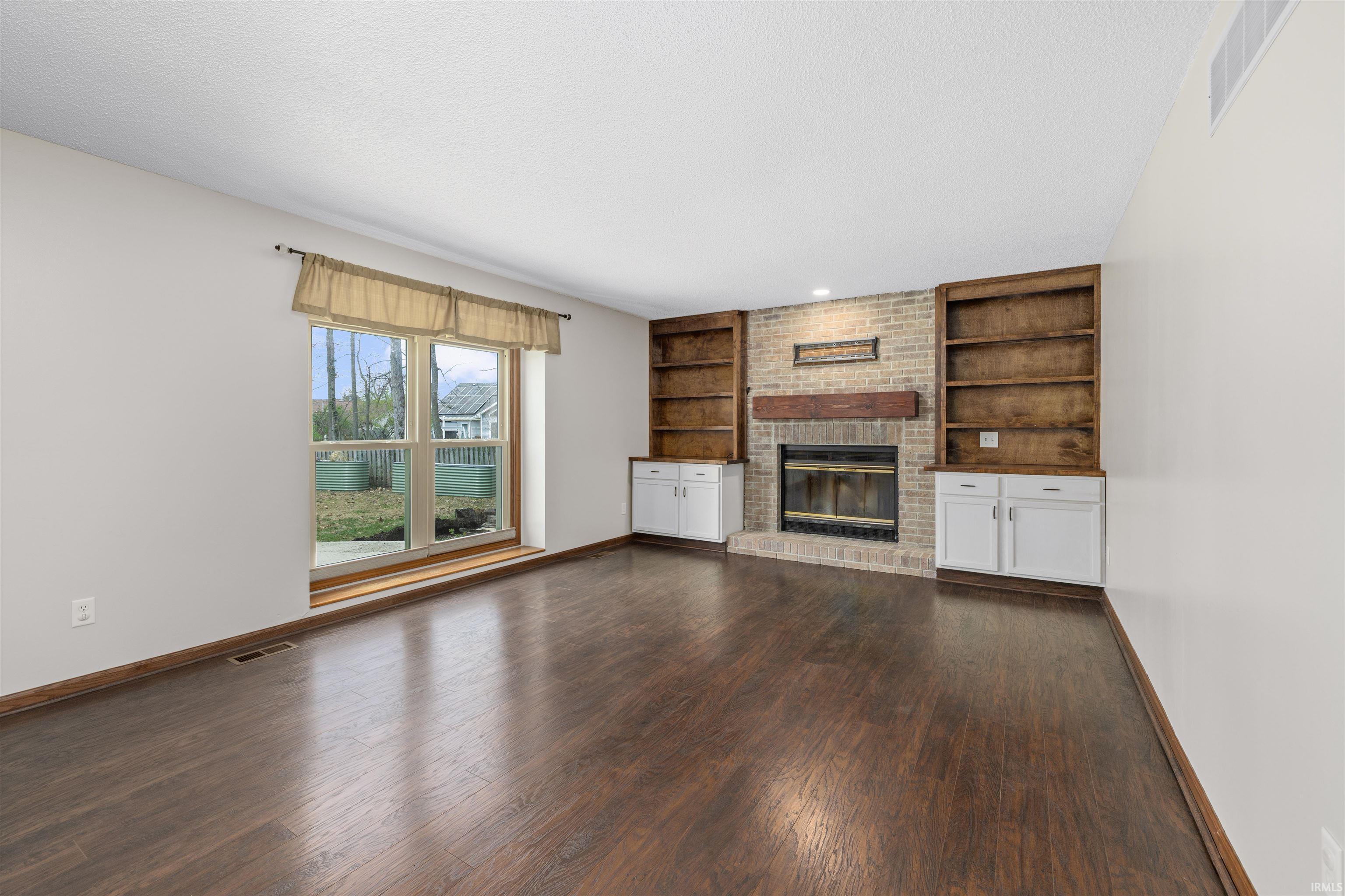 Photo 17 of 3922 Scarborough Drive