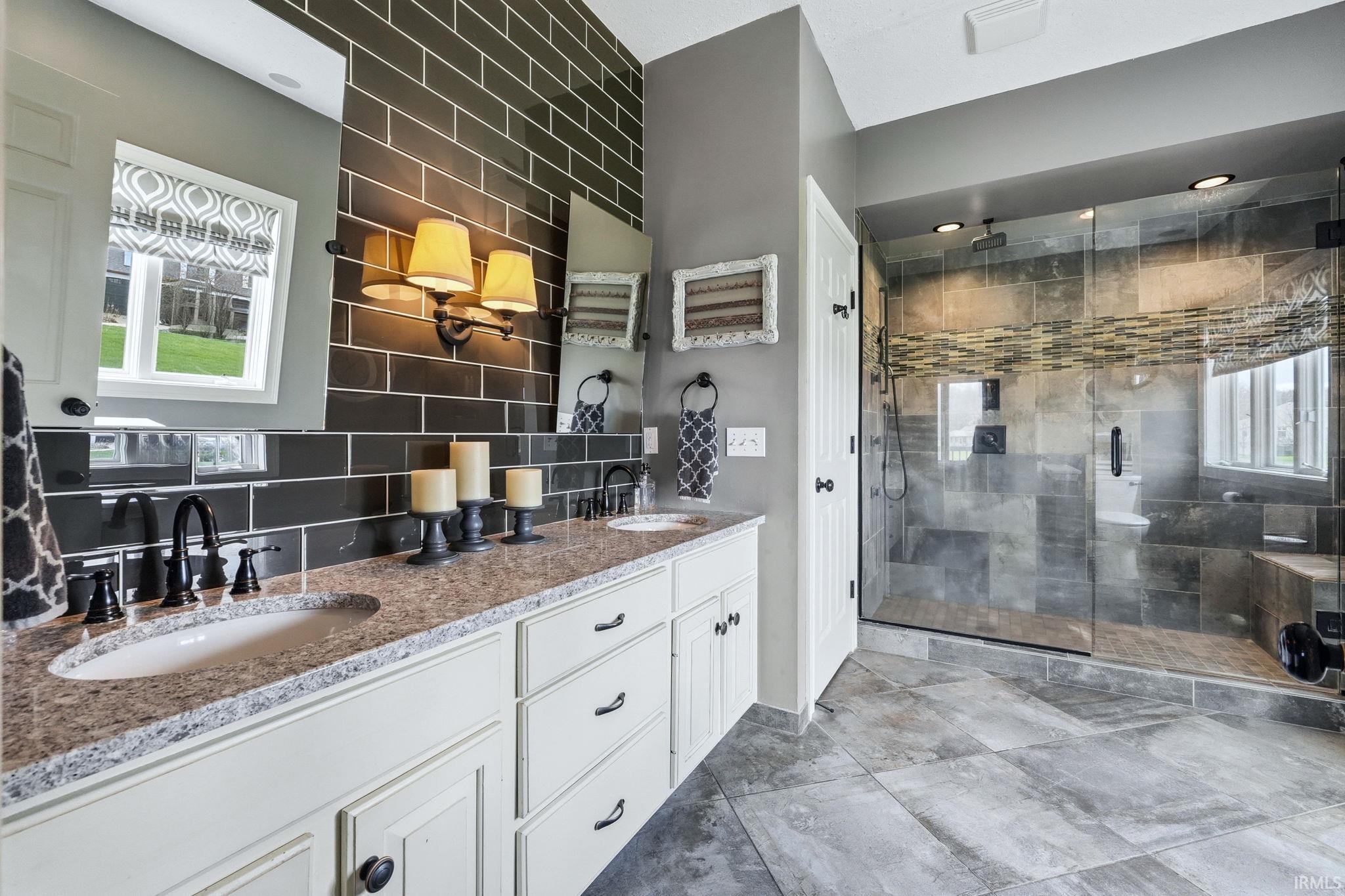 Photo 15 of 9802 Banyan Court