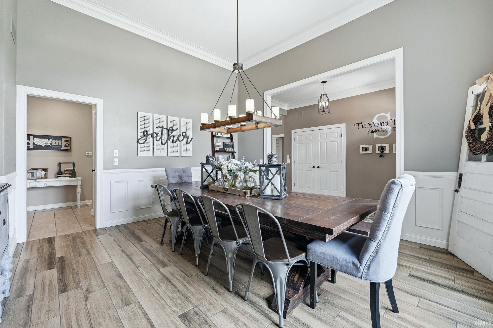 Photo 5 of 9802 Banyan Court