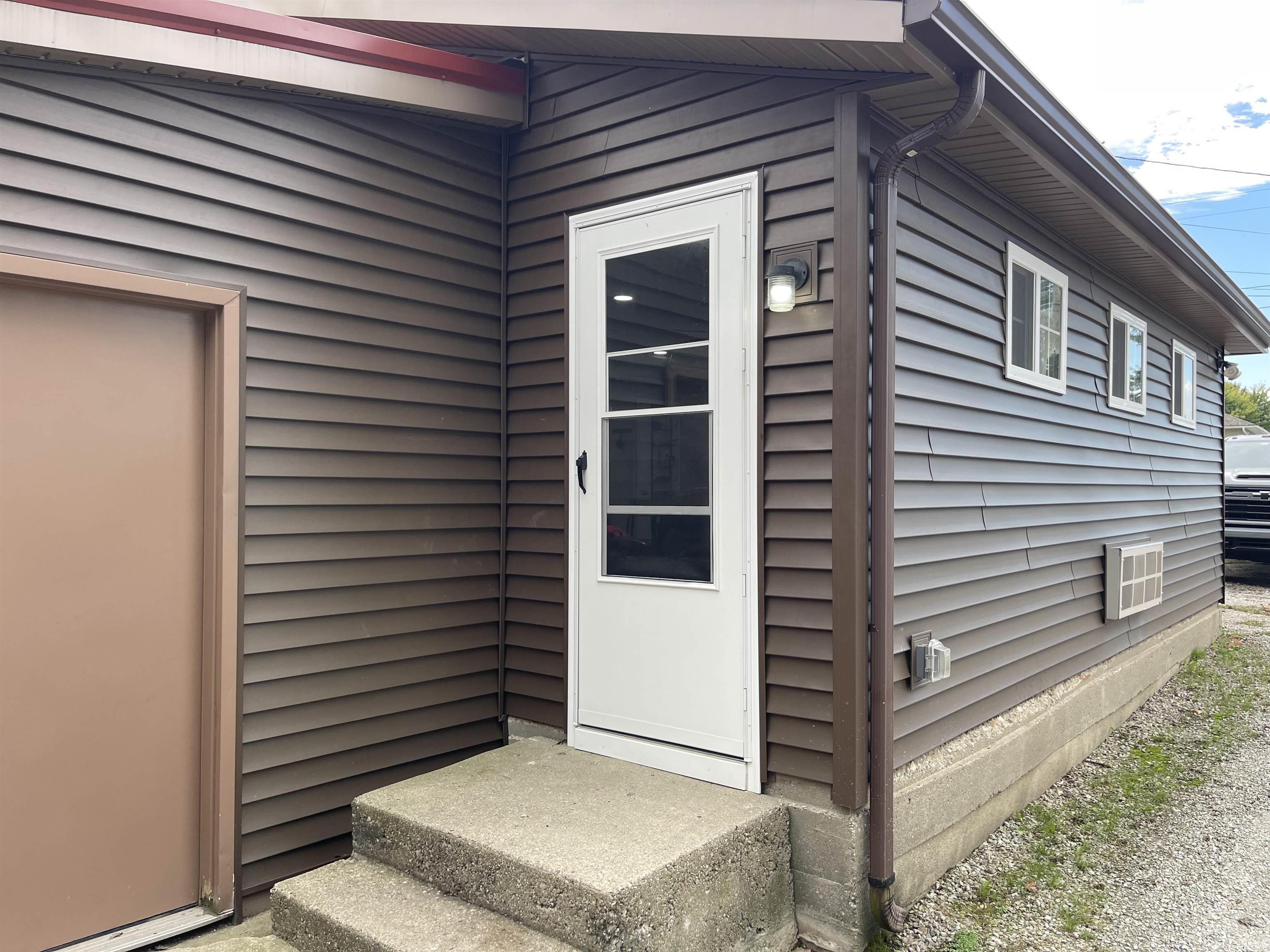 Photo 30 of 52 EMS B40 Ln