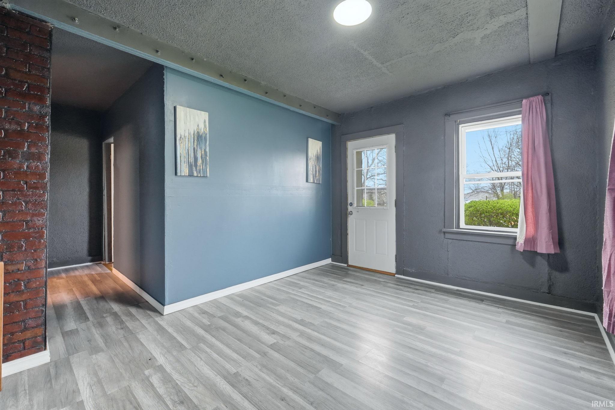 Photo 6 of 3021 Trentman Avenue