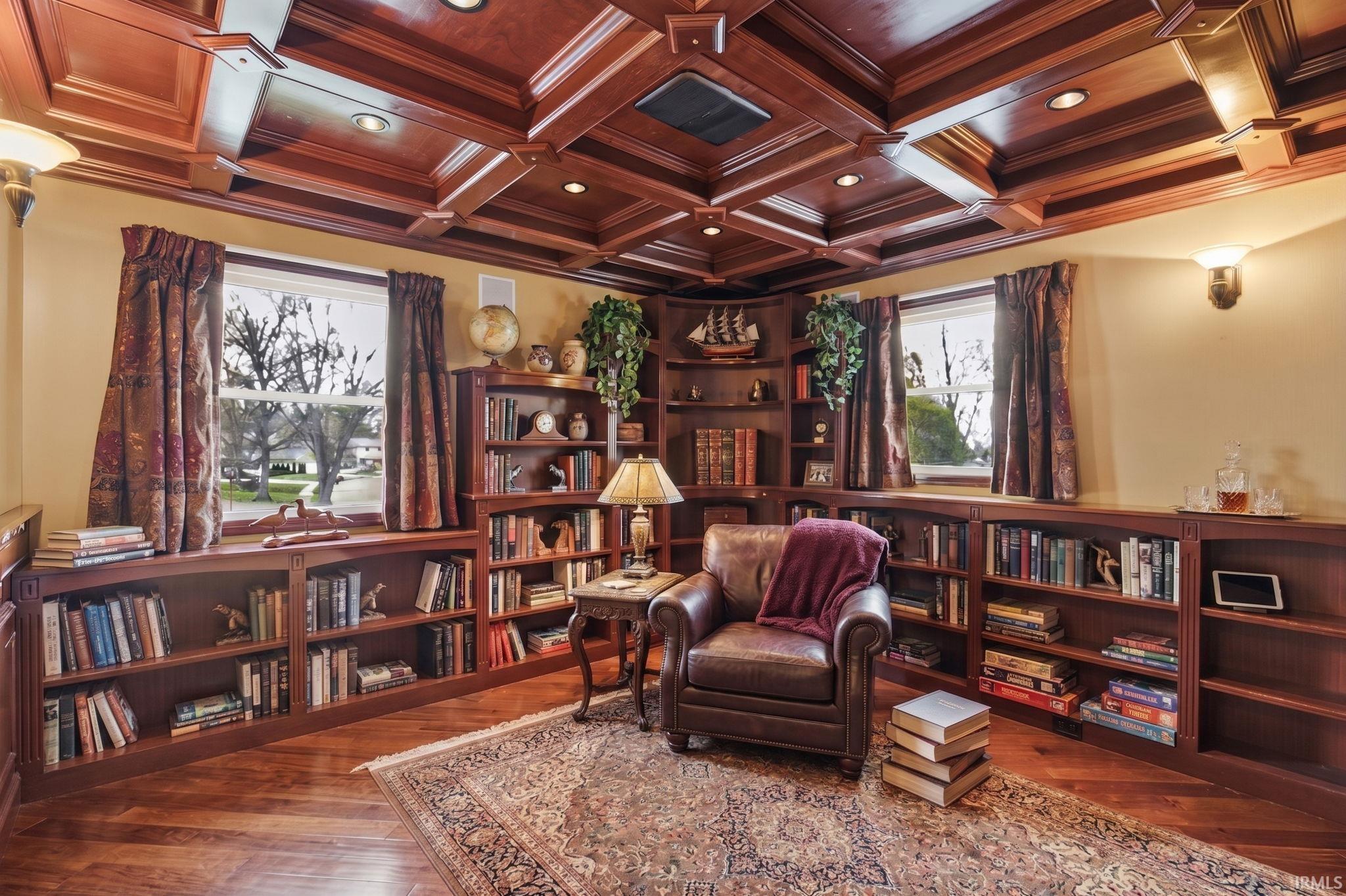 Photo 18 of 2716 Roscommon Drive