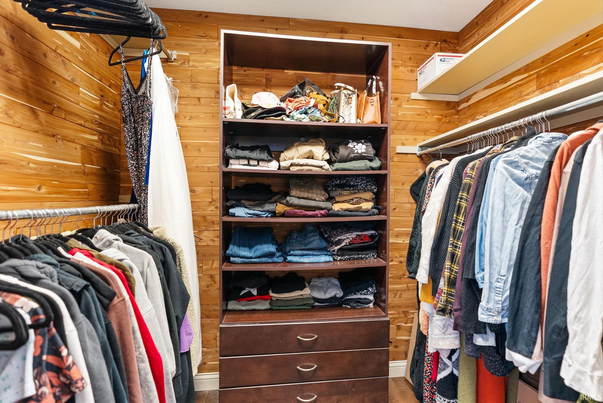 View of walk in closet