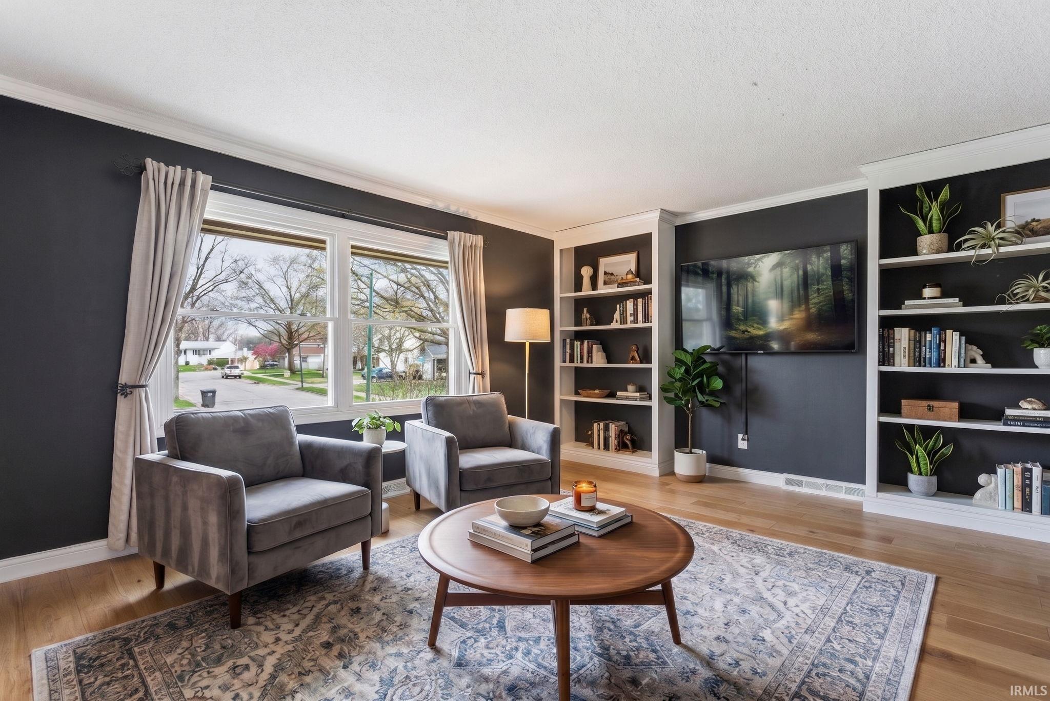 Photo 5 of 2716 Roscommon Drive