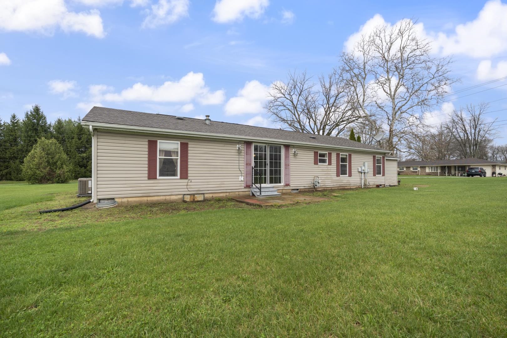 Photo 12 of 511 Midlake Drive