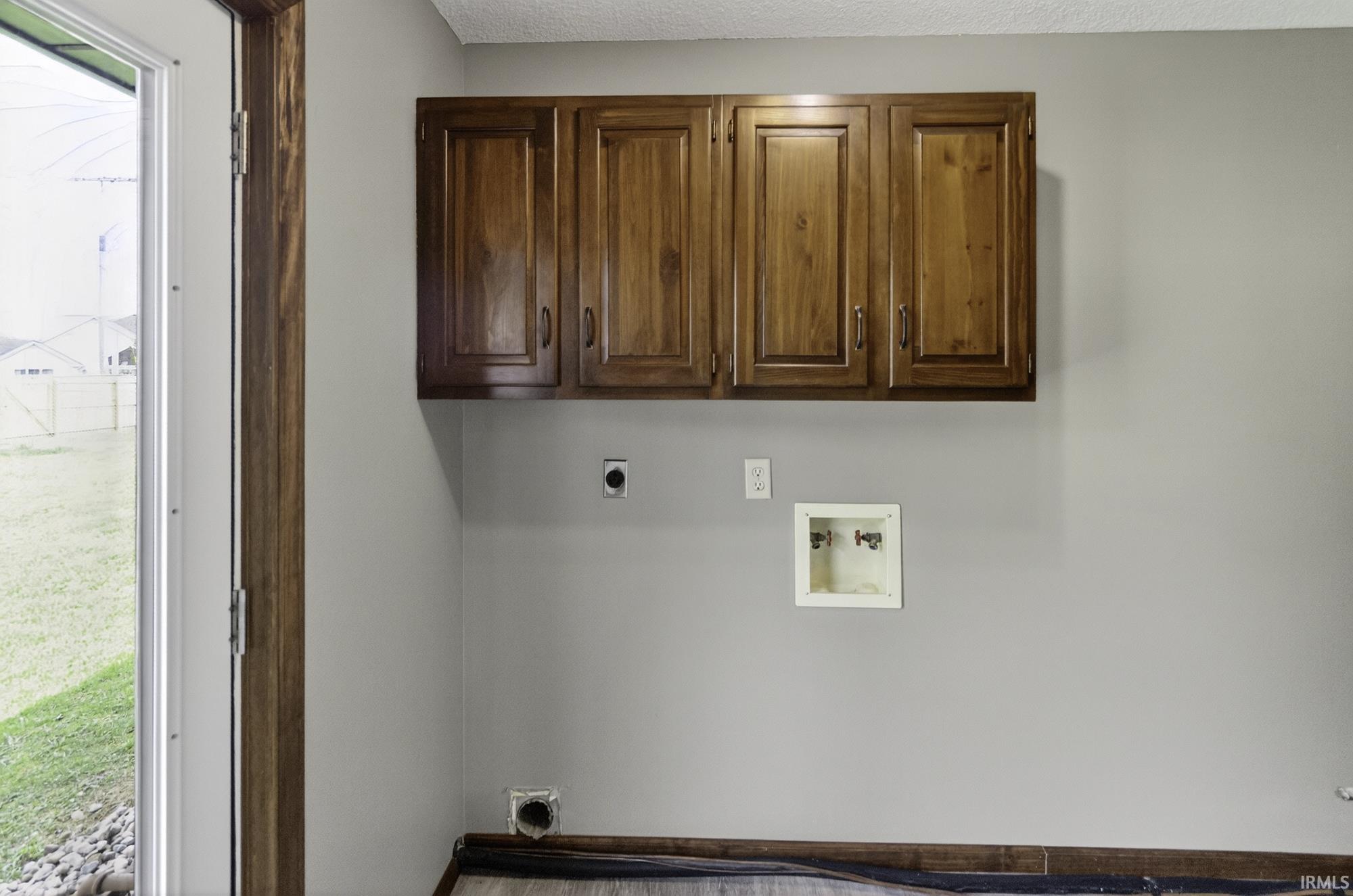 Photo 34 of 1407 Deerbrook Court