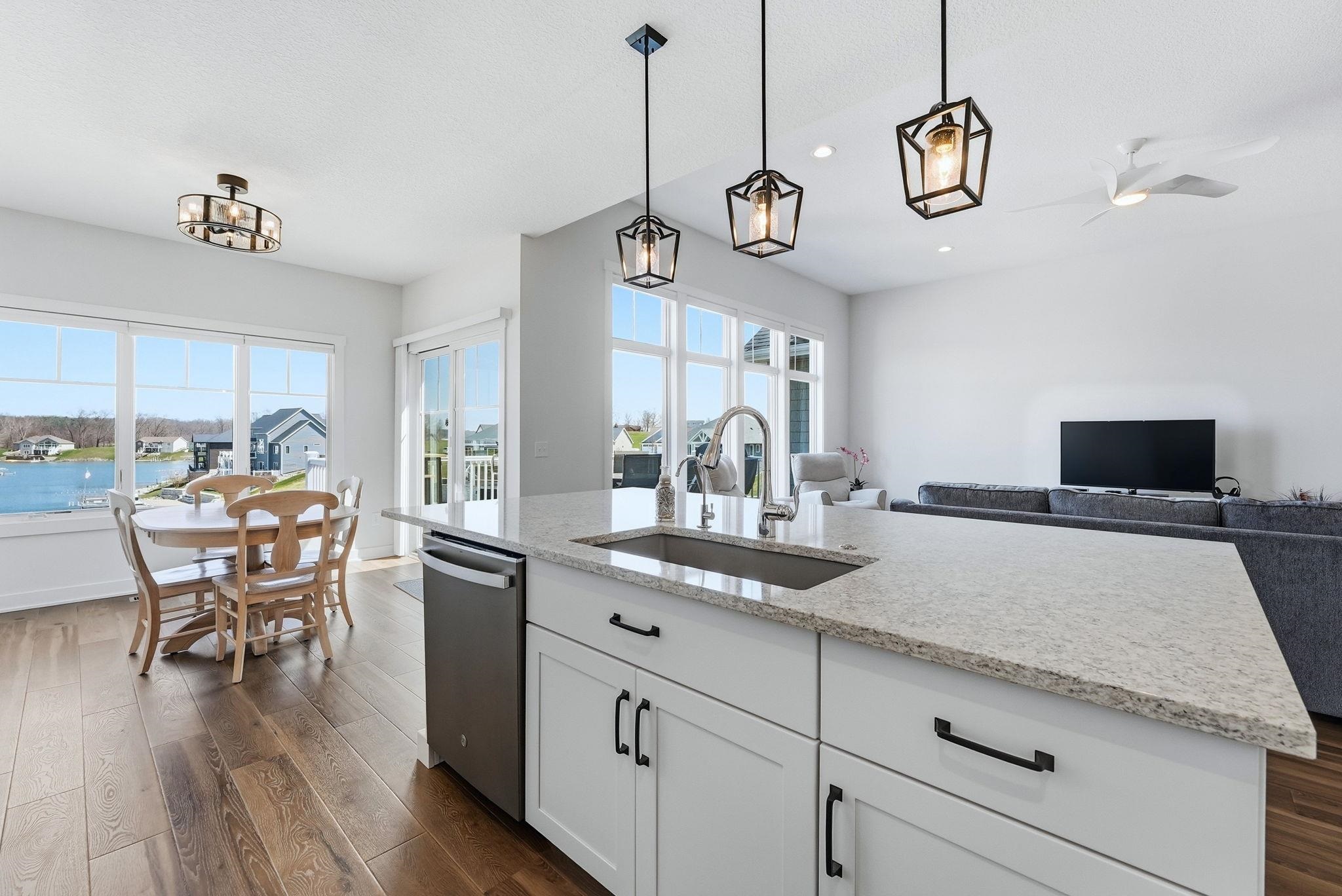 Photo 6 of 140 Lane 282 Hamilton Lk