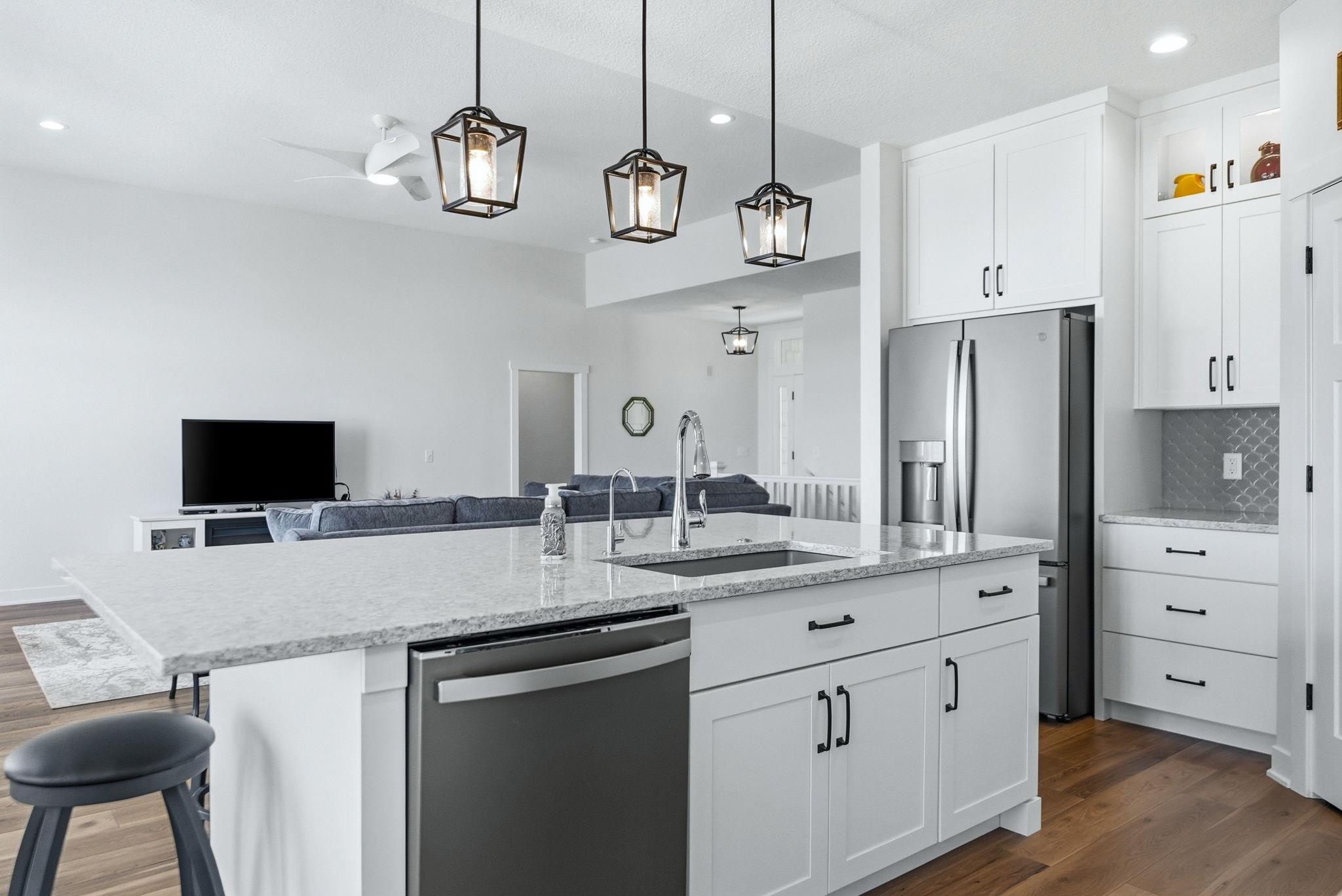 Photo 7 of 140 Lane 282 Hamilton Lk