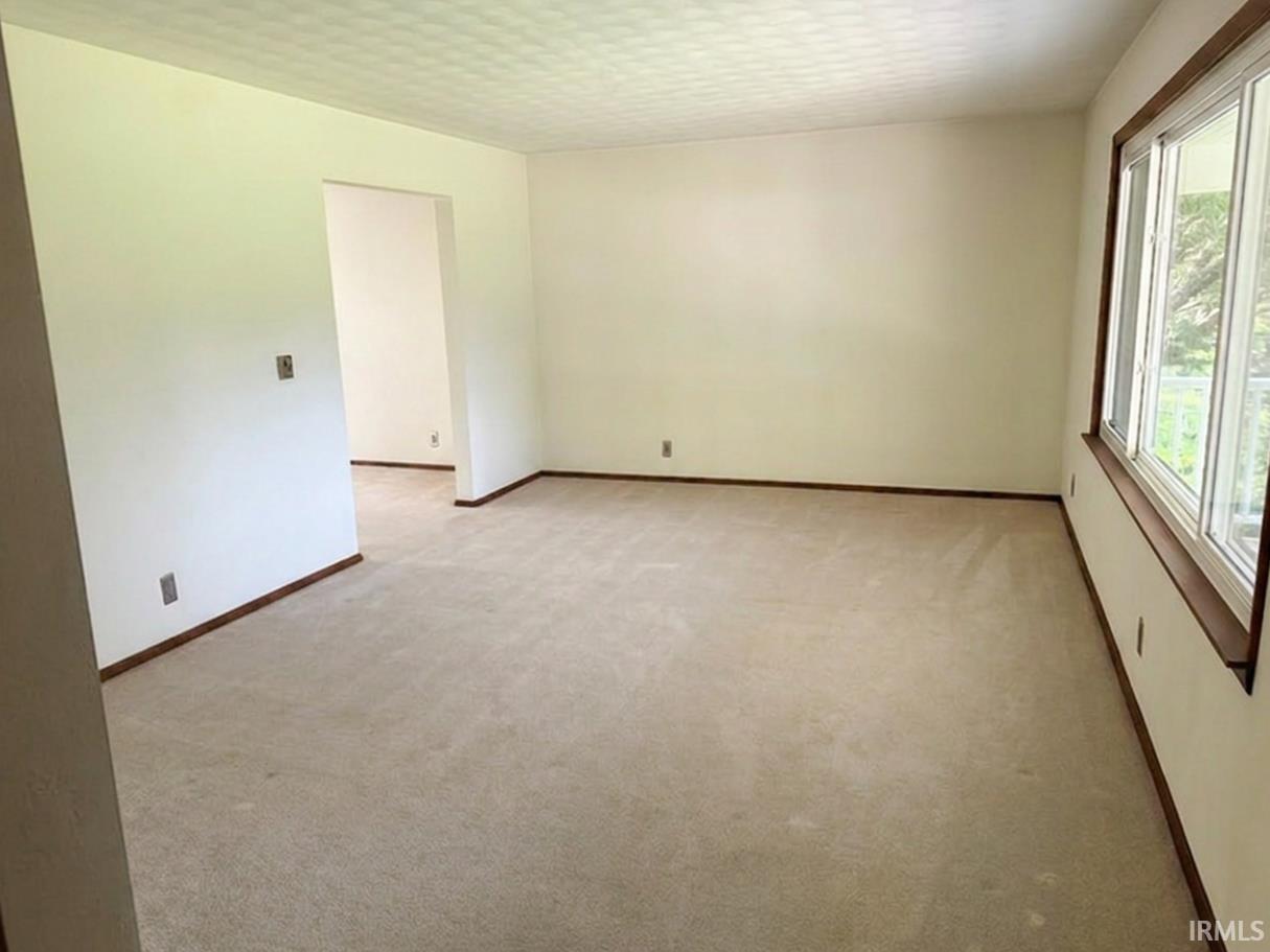 4th image of 211 S Spriggs Ct, Bloomington, IN 47403 | MLS# 202612148