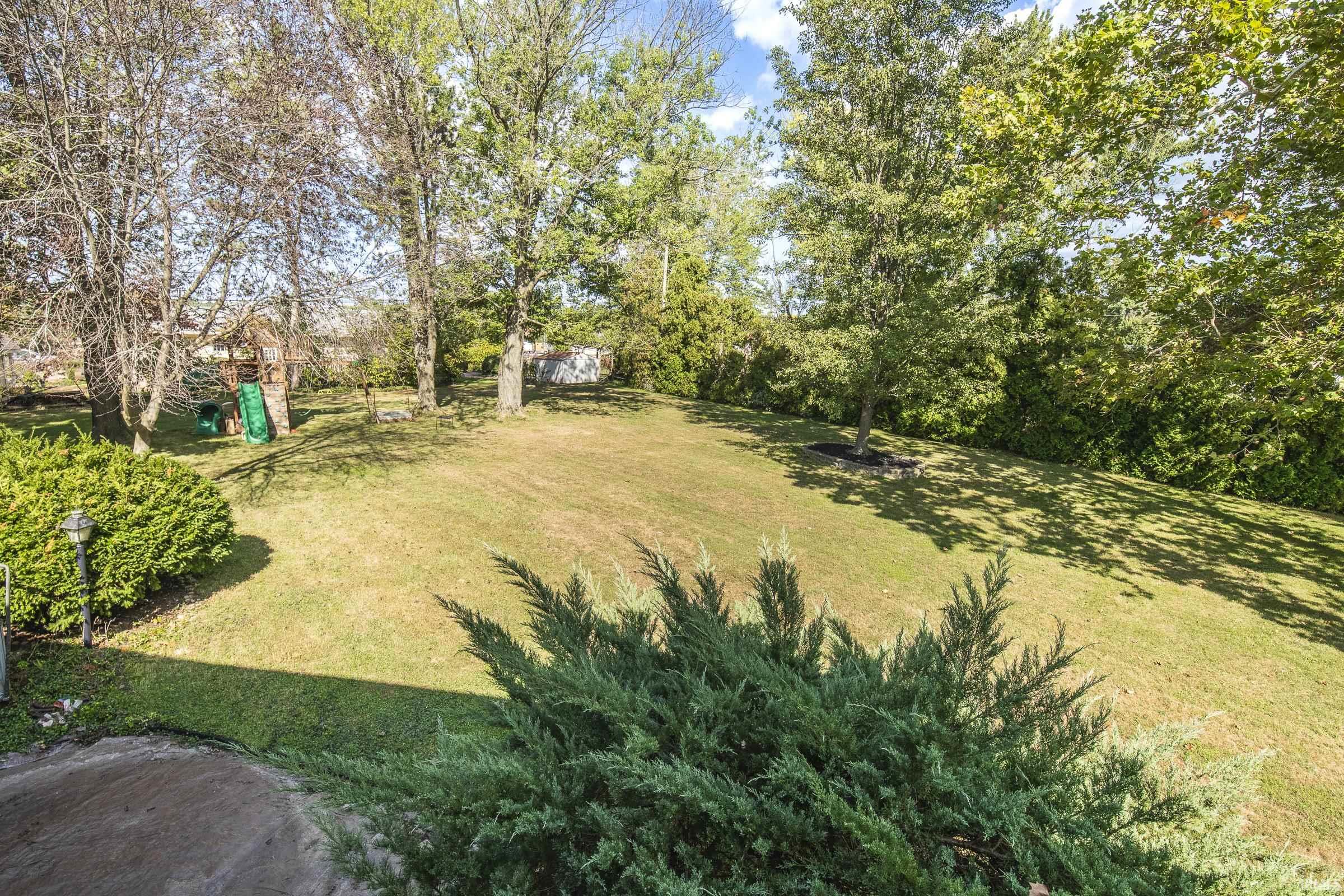 38th image of 211 S Spriggs Ct, Bloomington, IN 47403 | MLS# 202612148