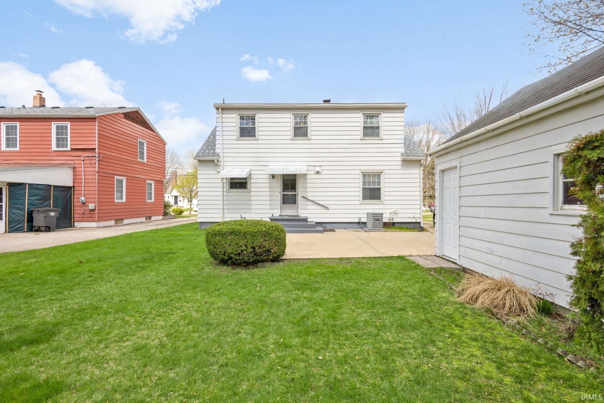 Photo 5 of 1715 E Beardsley Avenue