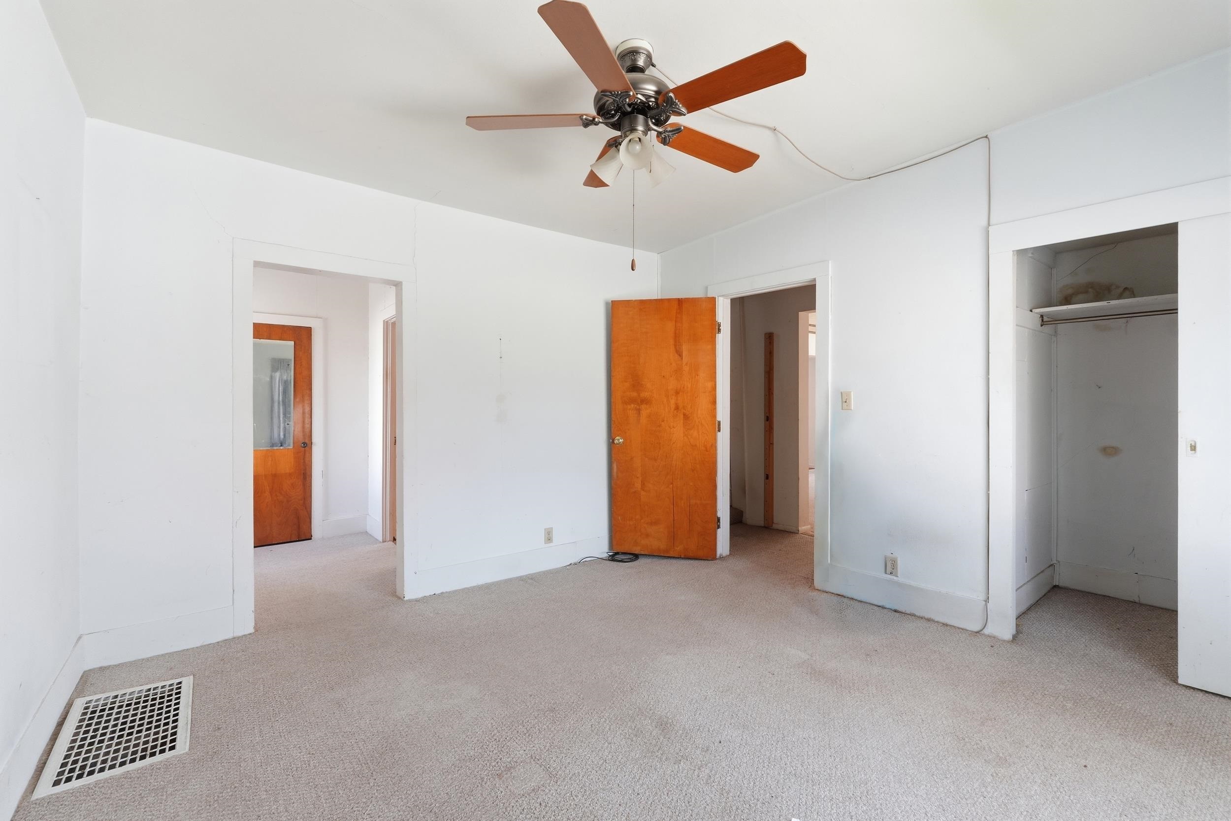 Photo 19 of 601 S Martha Street