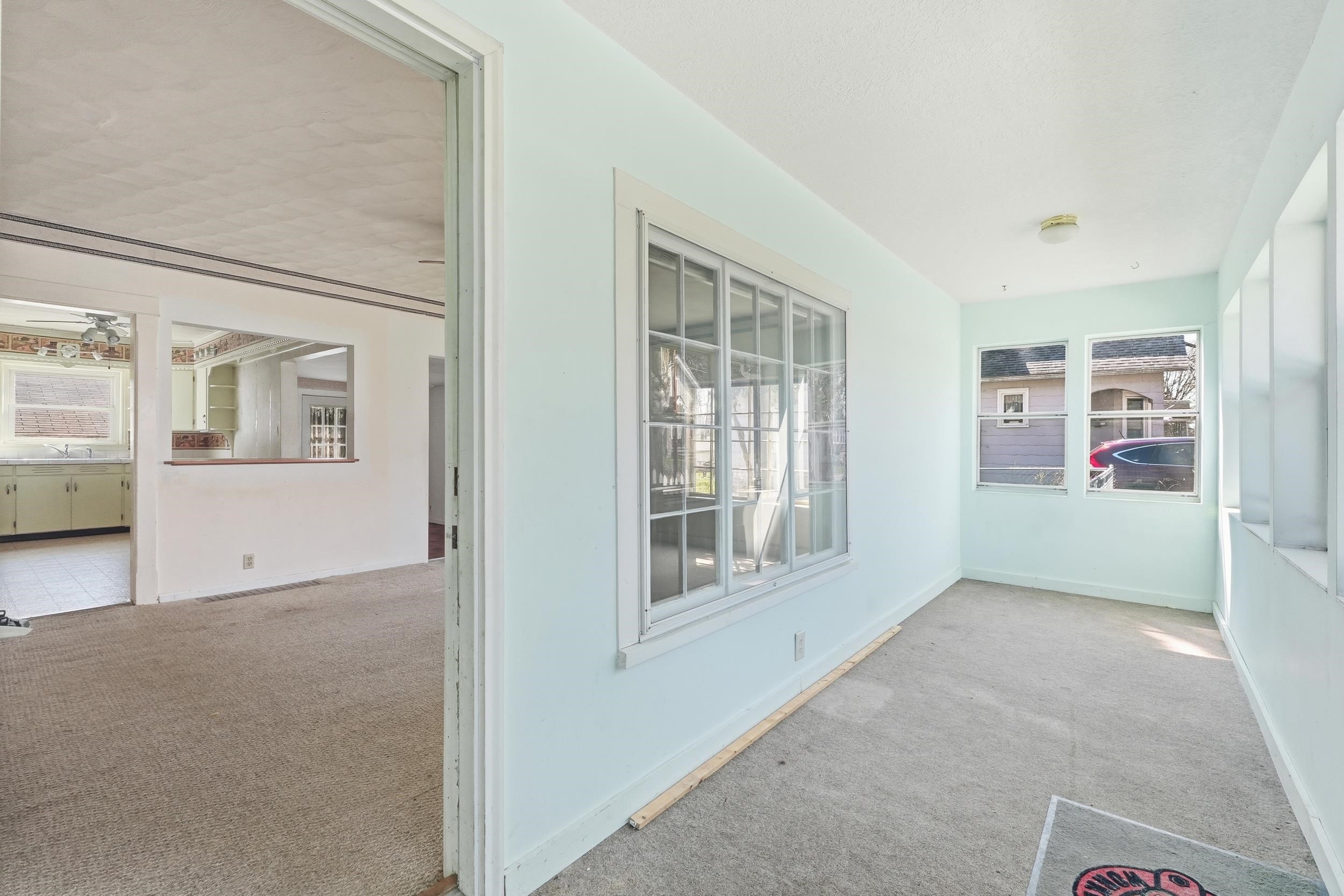 Photo 6 of 601 S Martha Street