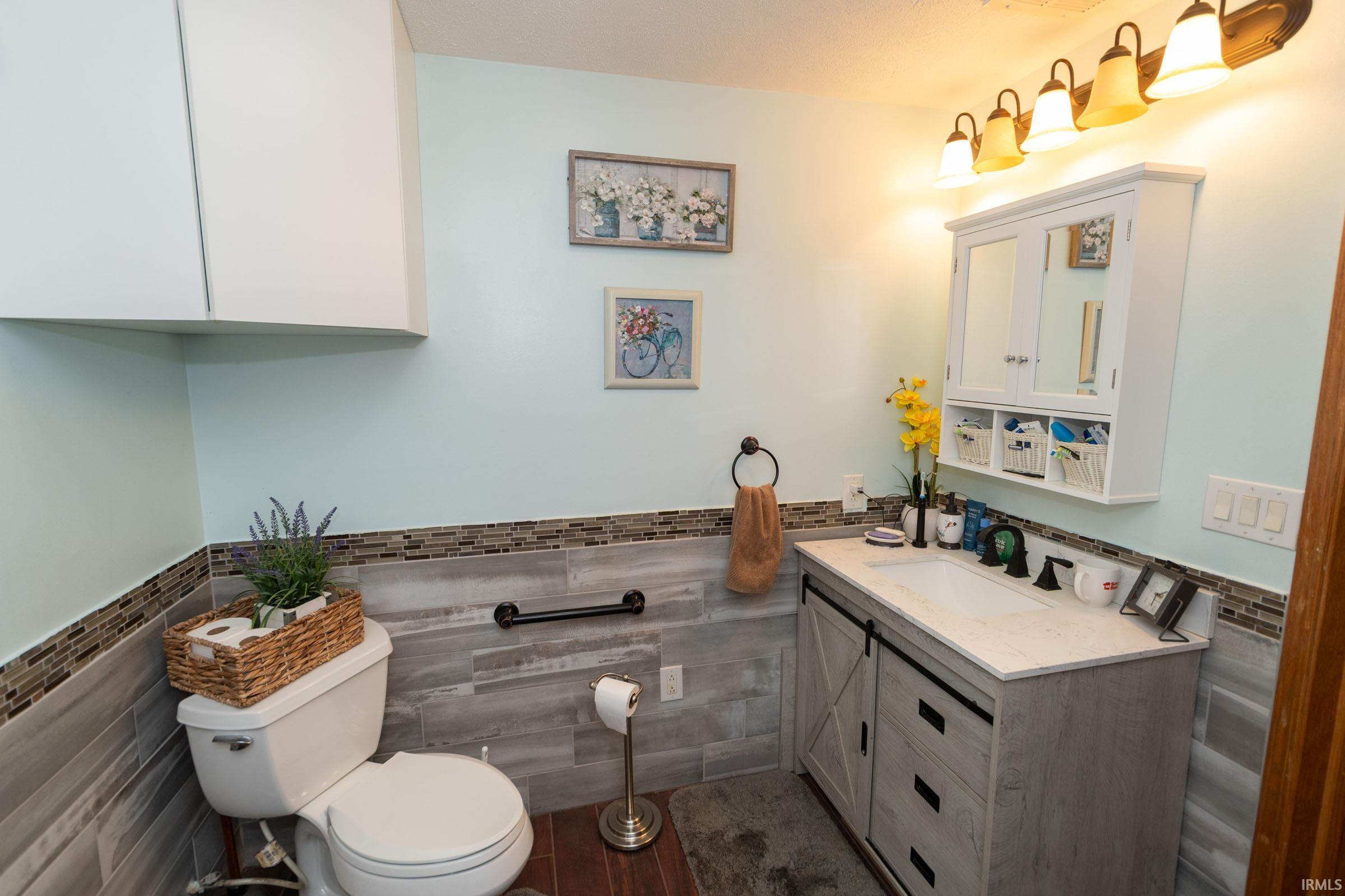 Photo 9 of 53080 Wade Street