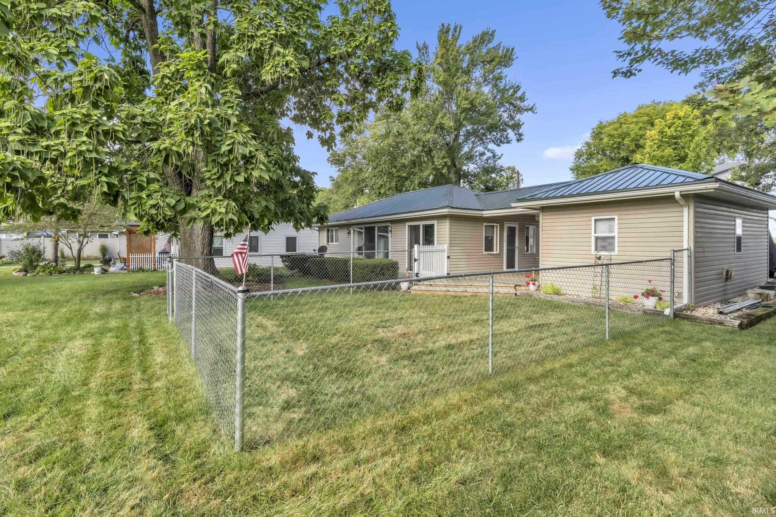Photo 1 of 11930 E 690 S