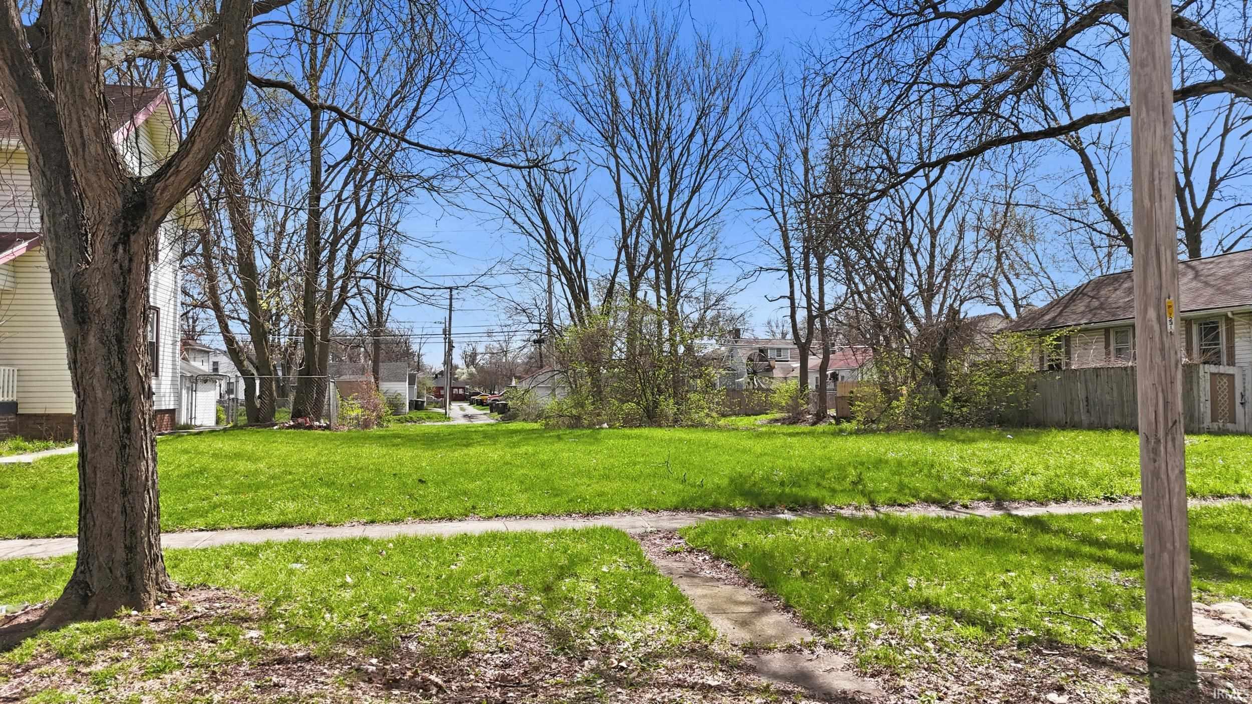 Photo 11 of 2016 Drexel Avenue