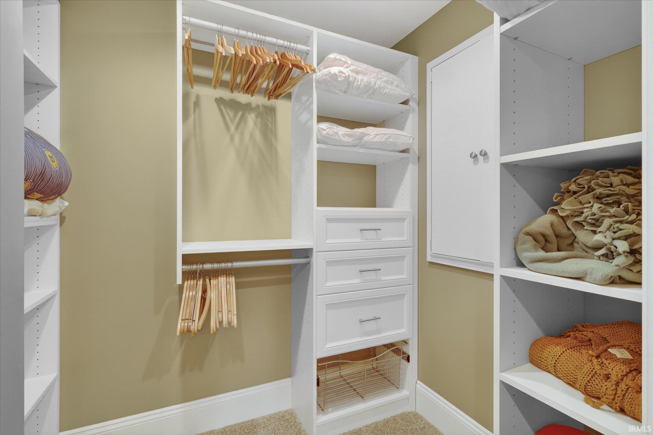 Walk In Closets