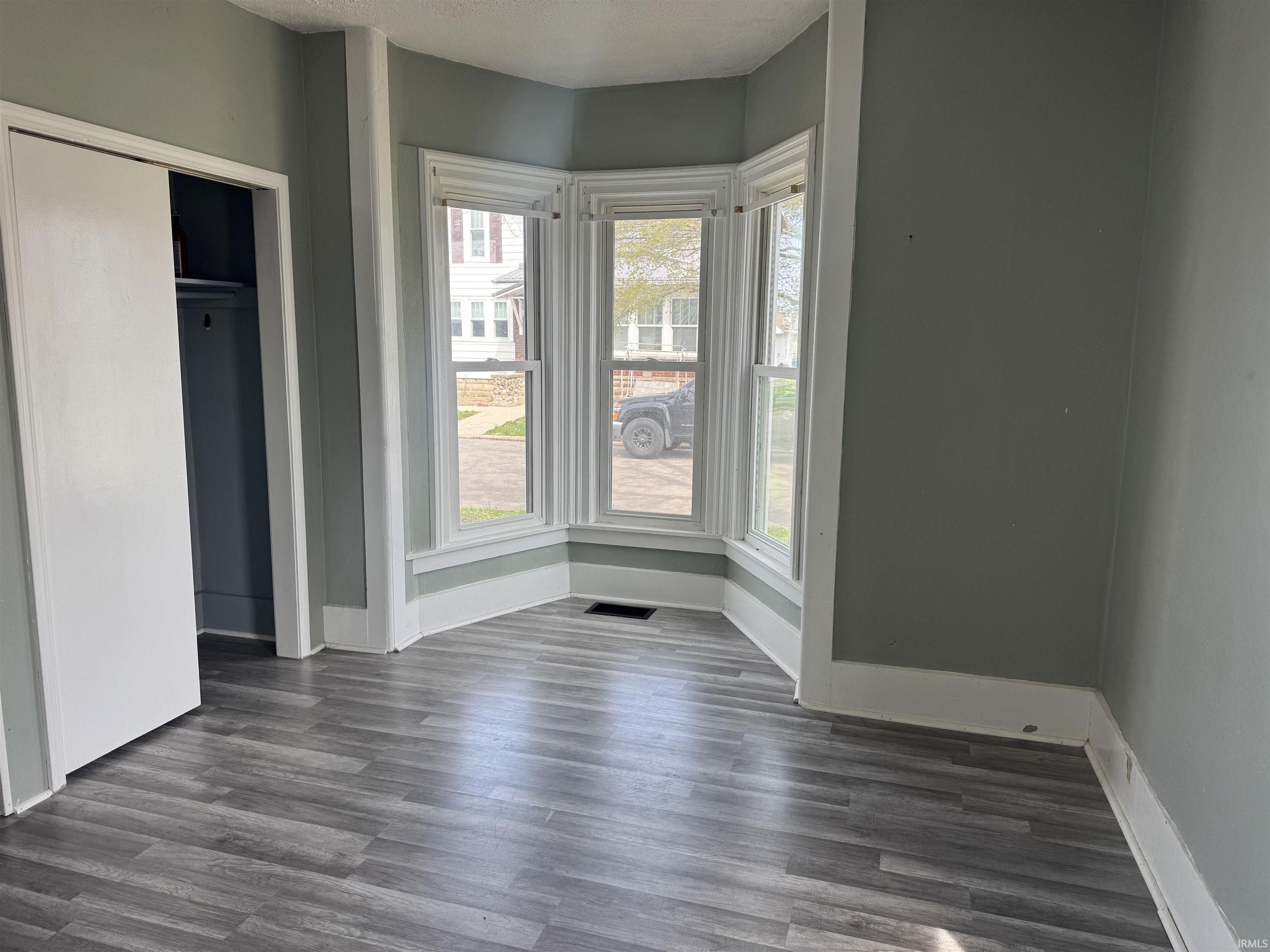 Photo 13 of 303 N Harrison Street