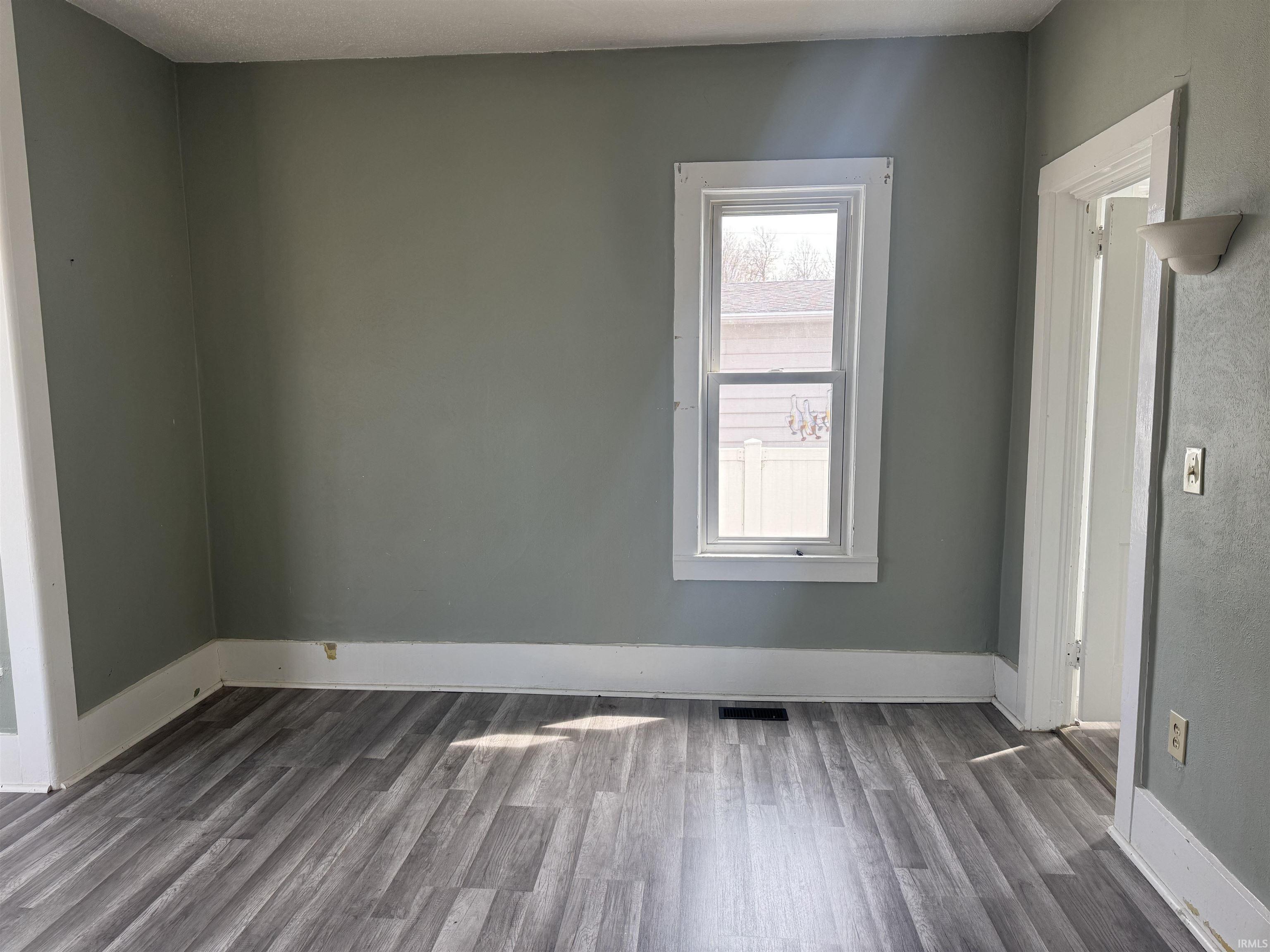 Photo 14 of 303 N Harrison Street
