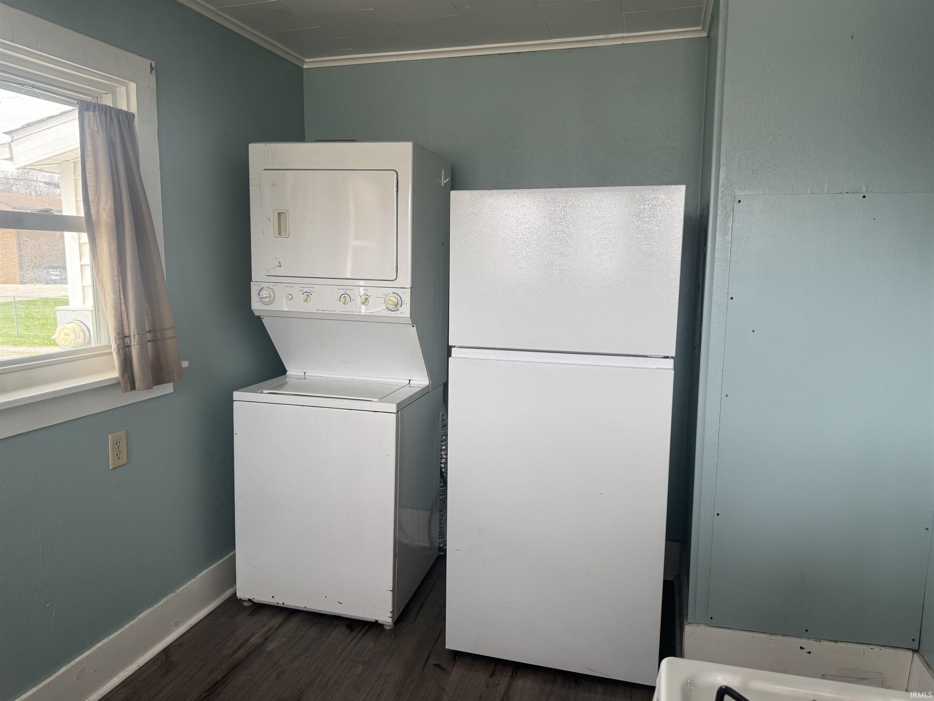 Photo 15 of 303 N Harrison Street