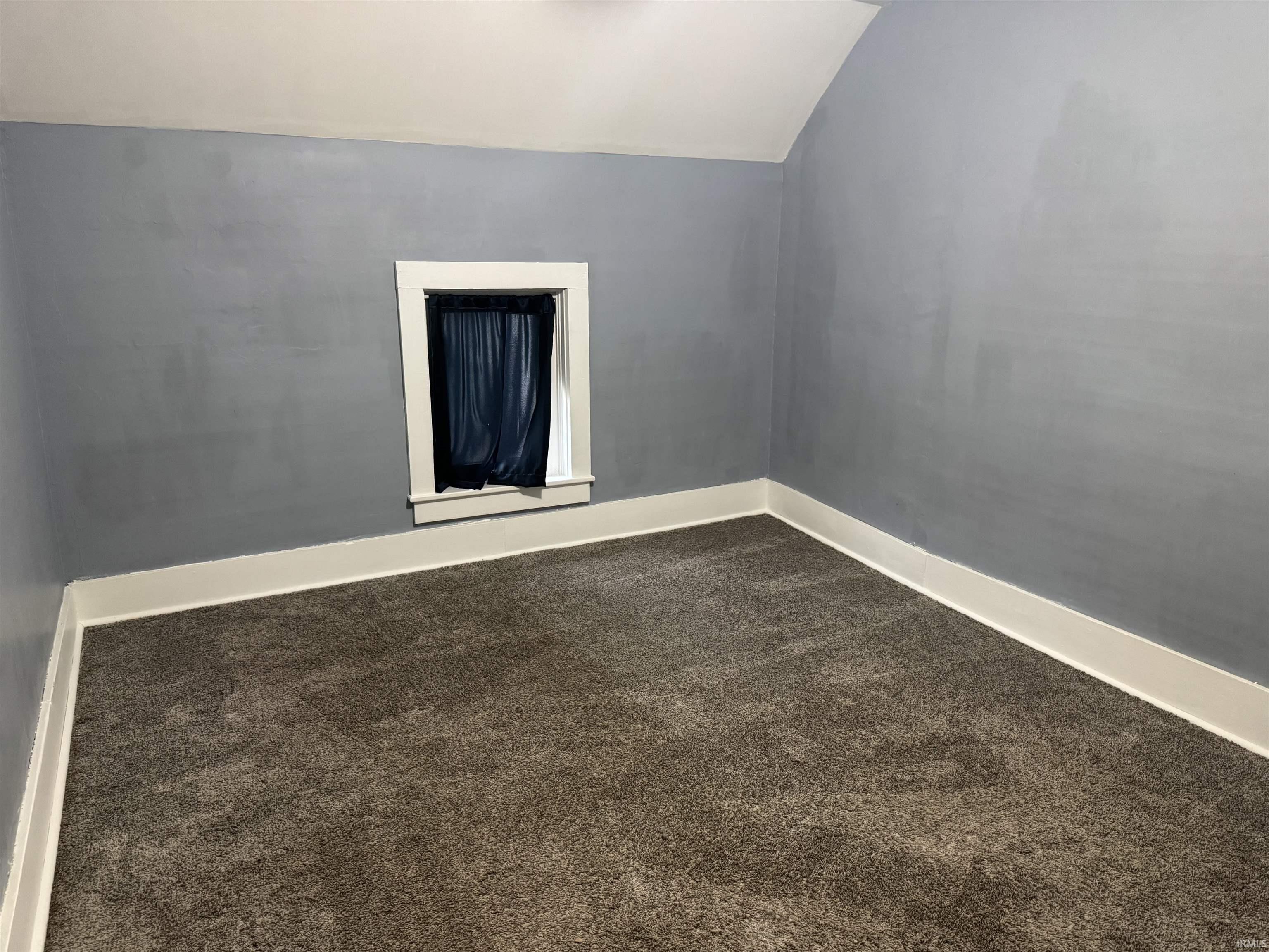 Photo 9 of 303 N Harrison Street