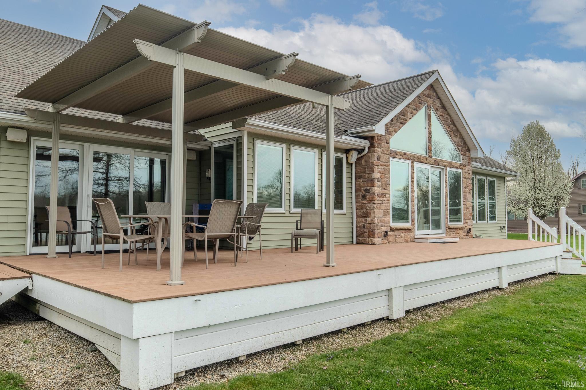 Custom design Electronic Remotely controlled Pergola to enjoy the view in all seasons weather!