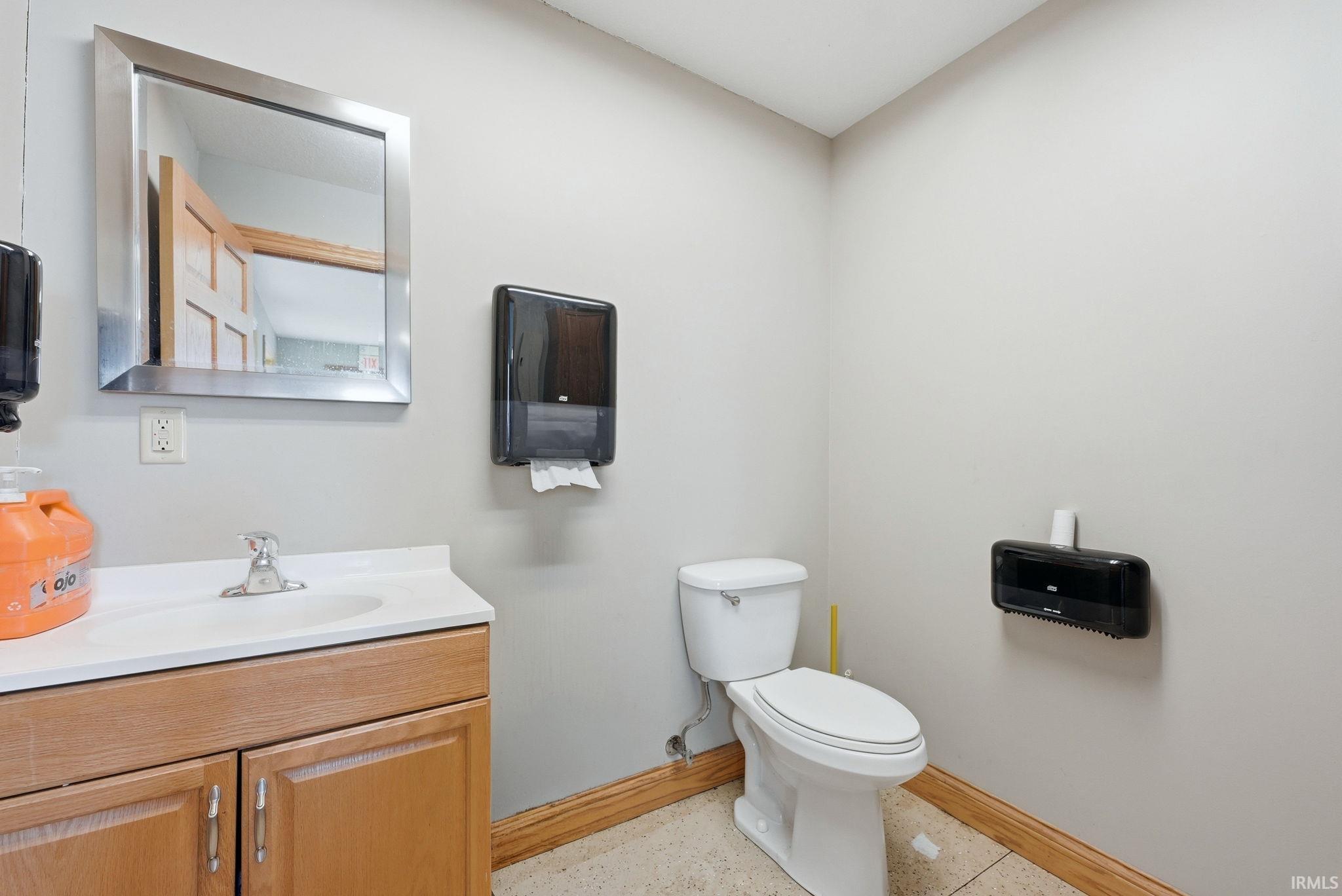 Photo 11 of 135 E Brown Drive