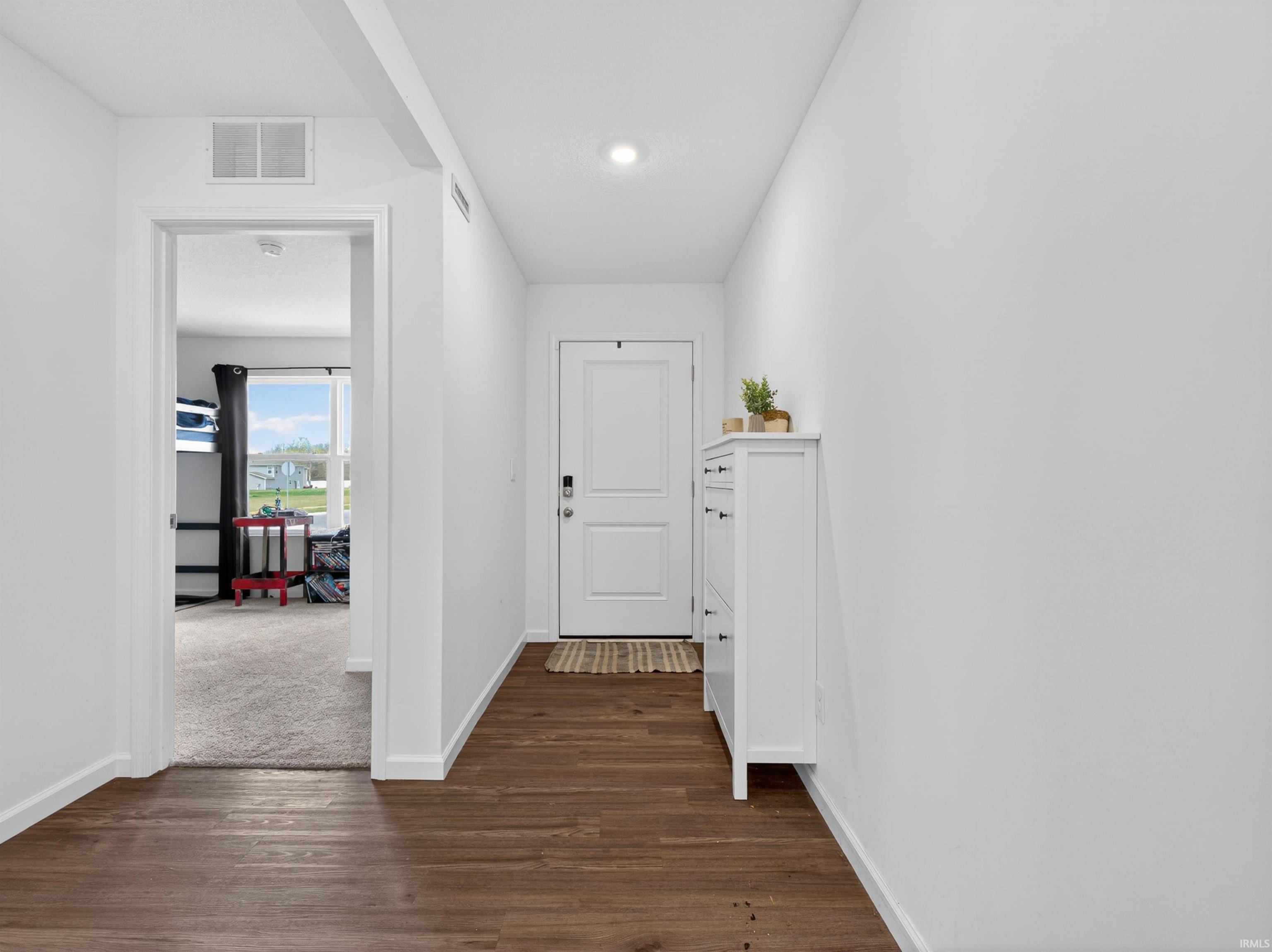 Photo 4 of 1200 Greenbrier Boulevard