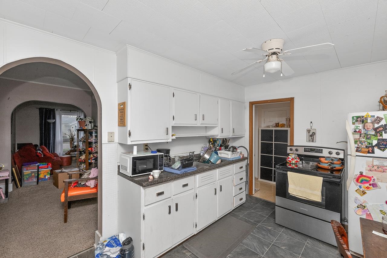 Photo 7 of 709 Emerson Street