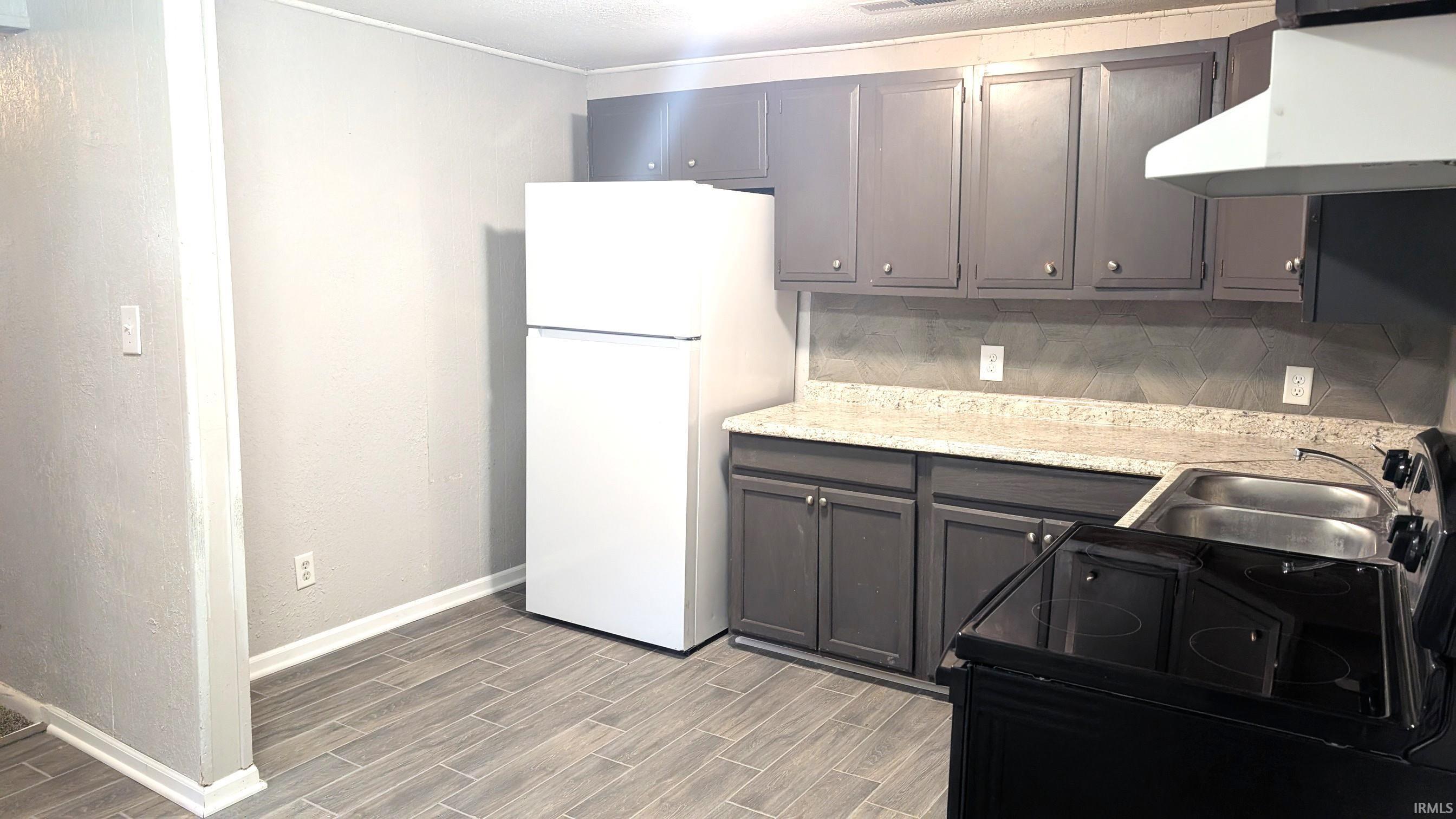Photo 3 of 1745 E Market Street