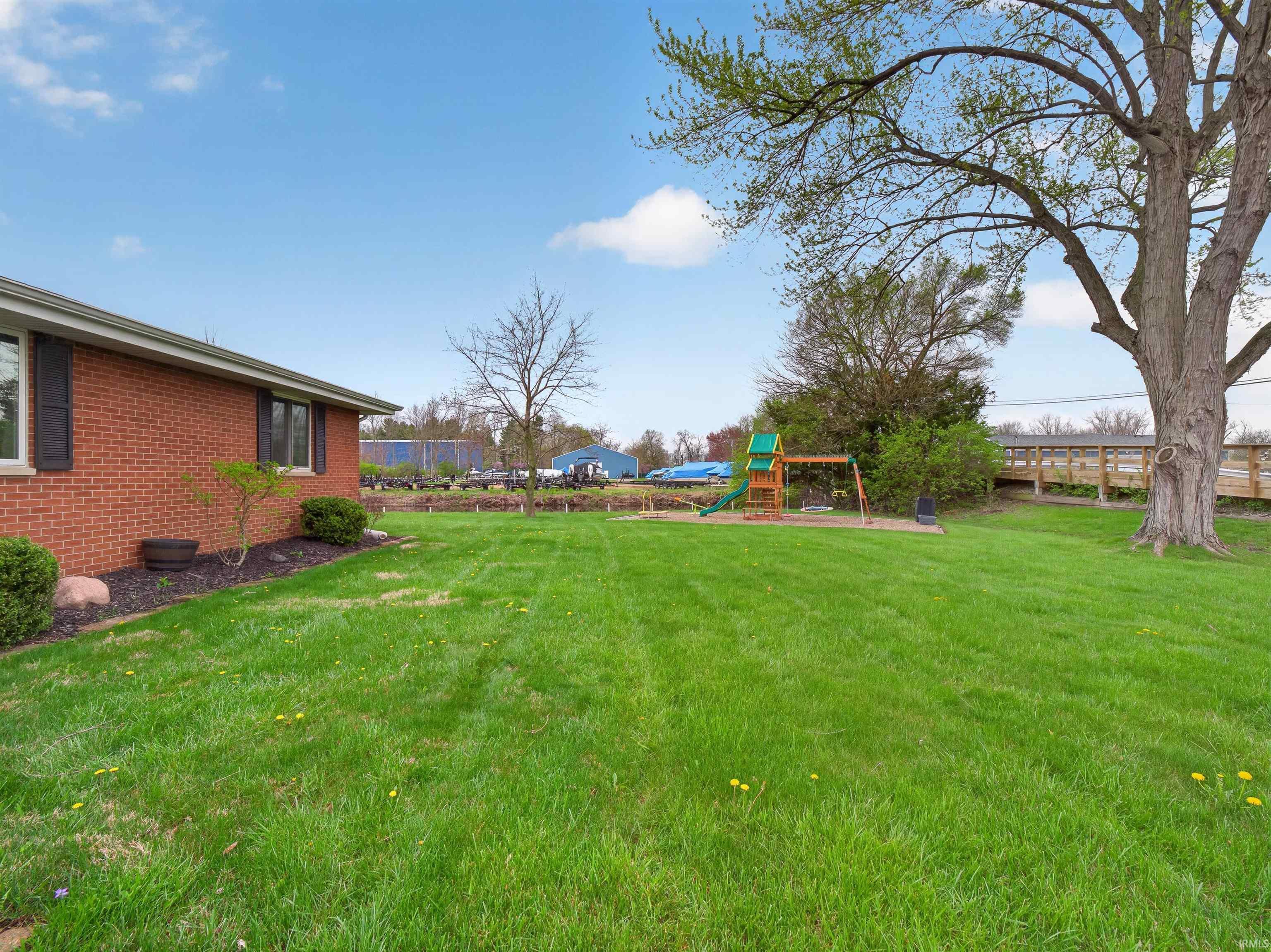 Photo 31 of 714 S Harkless Drive