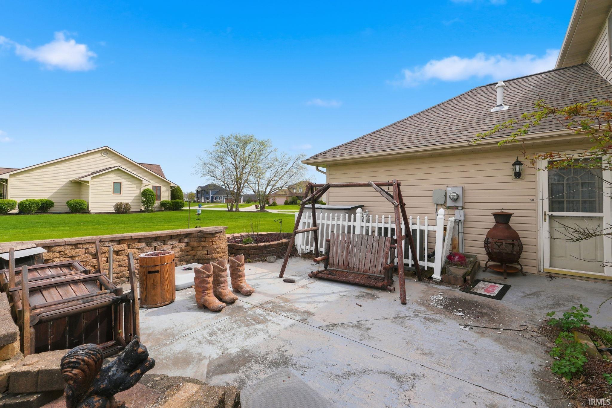 View of patio / terrace featuring a residential view