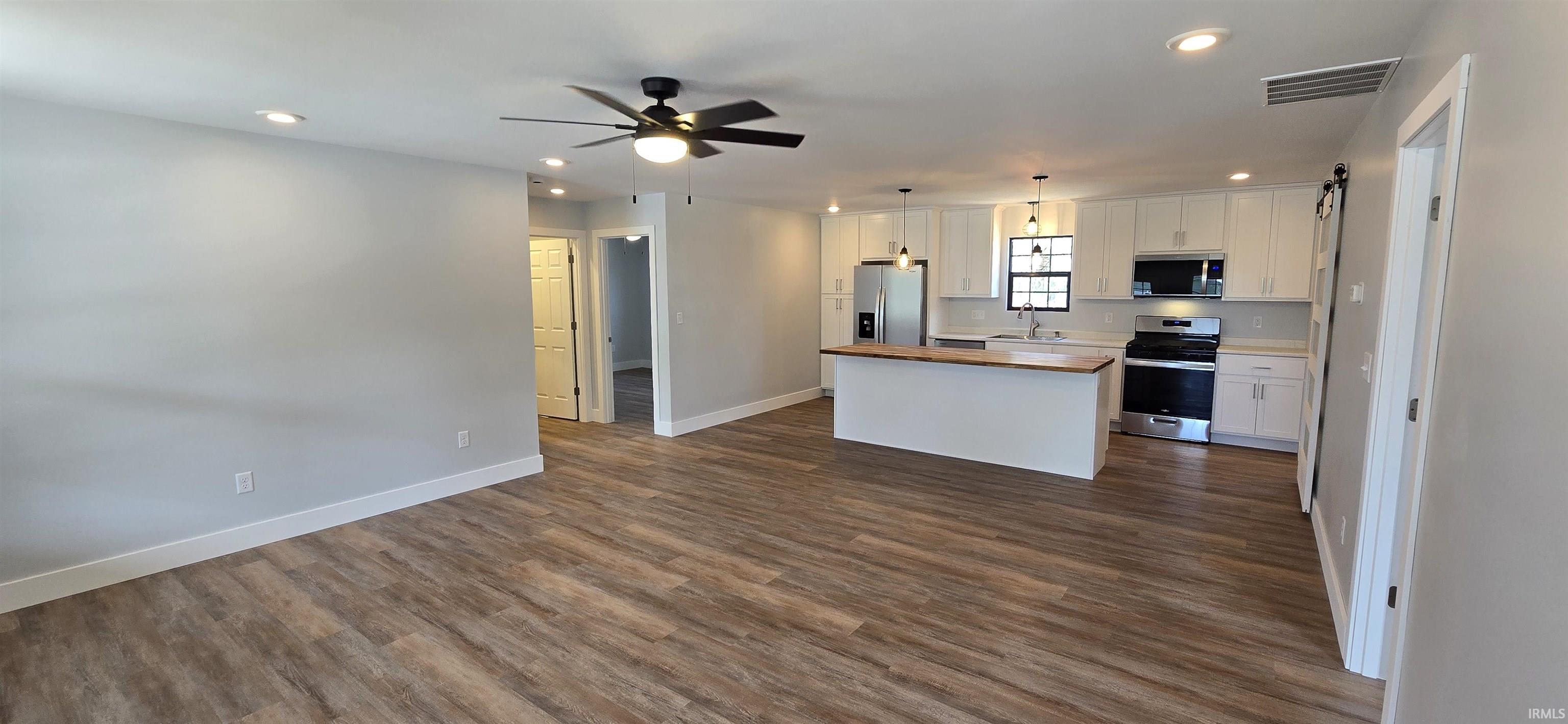 3rd image of 208 Franklin St, North Judson, IN 46366 | MLS# 202613778
