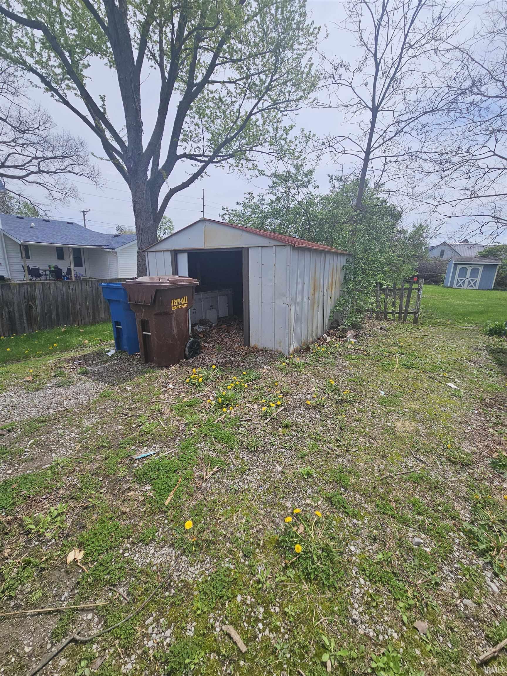 Photo 11 of 705 Egber Street