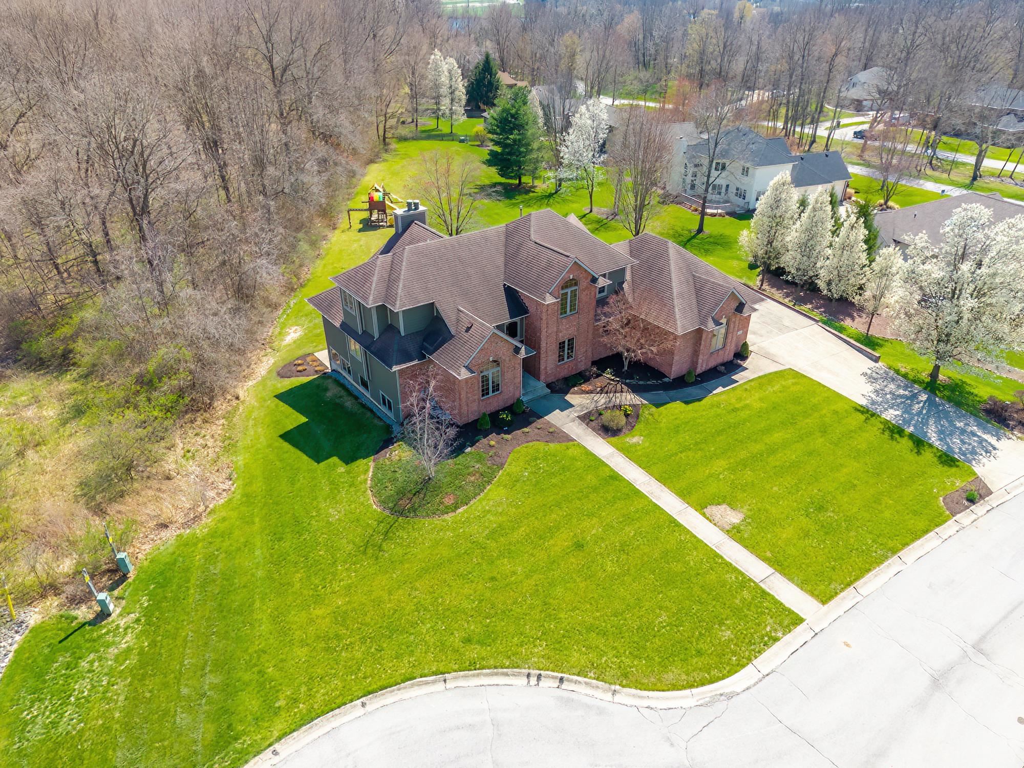 Aerial view of property and surrounding area