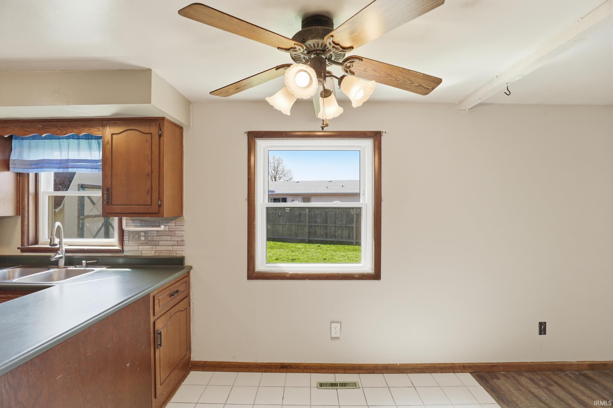 Photo 5 of 1823 lima Valley Drive