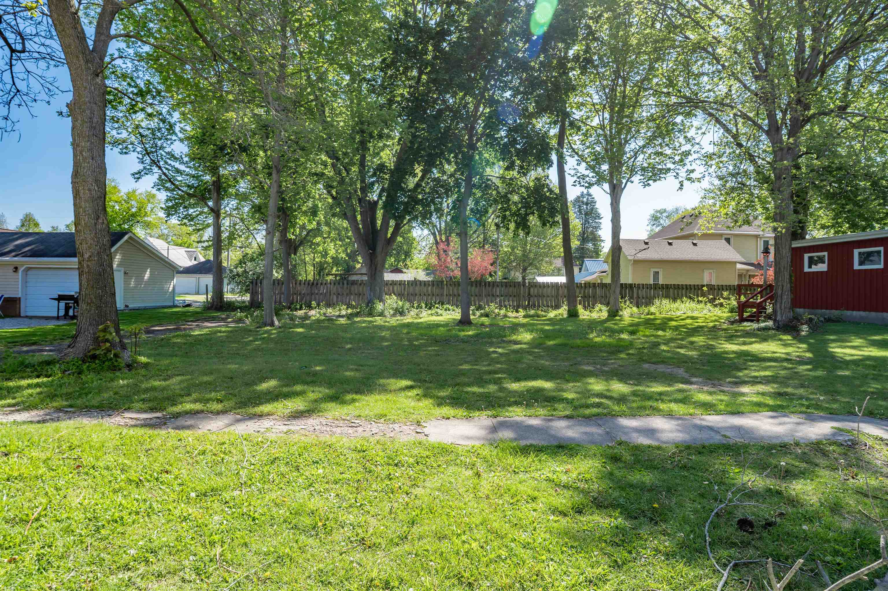 Photo 32 of 202 E 3rd Street