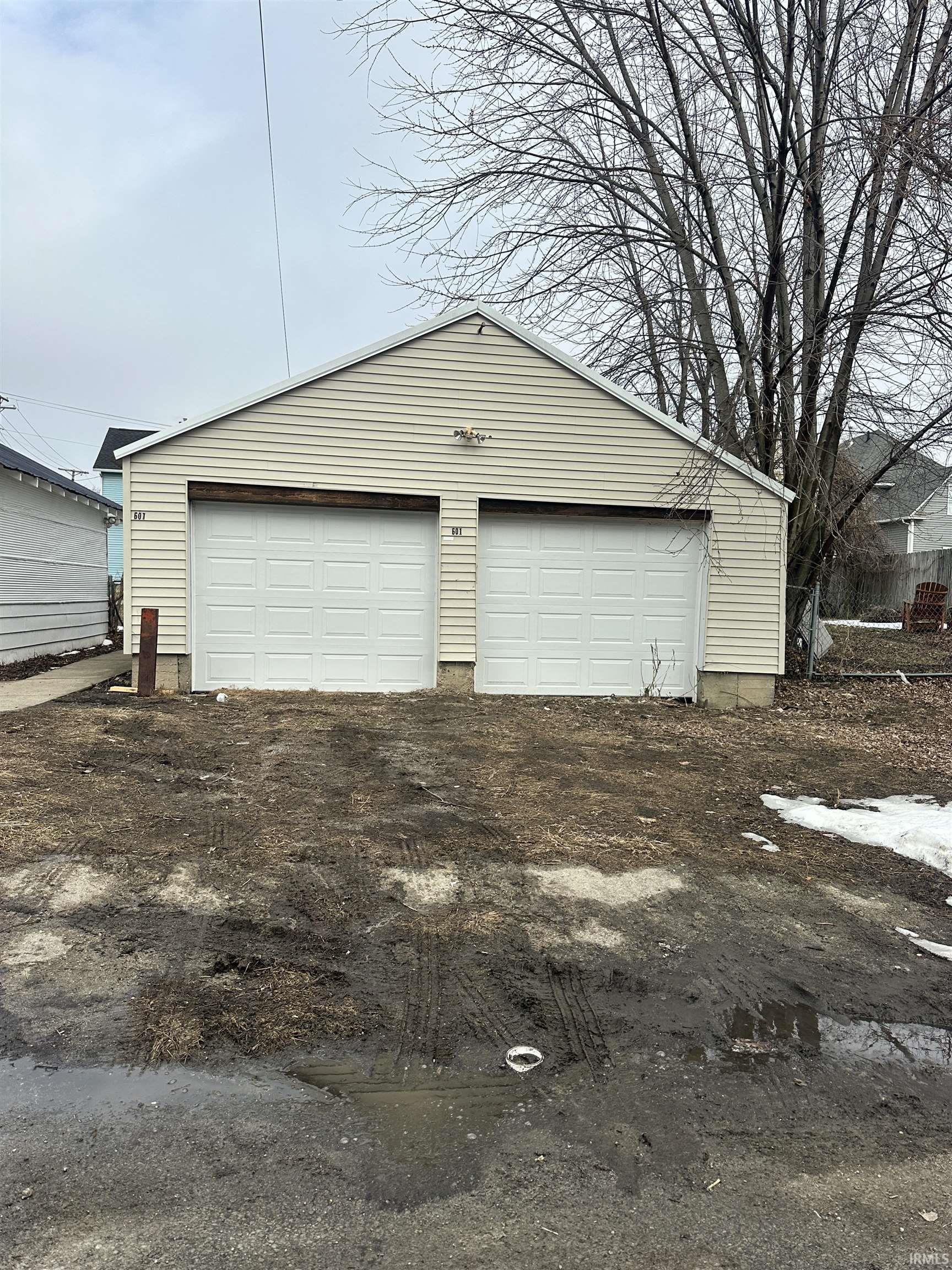 Photo 1 of 601 High Street