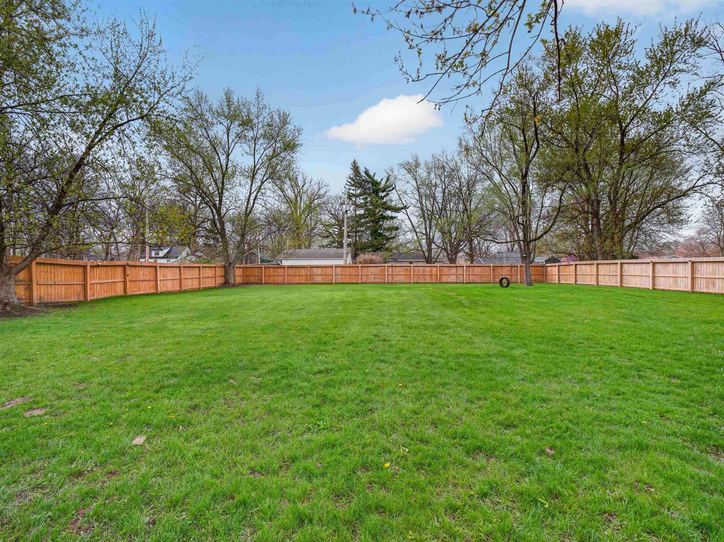 Photo 2 of 1205 MAYFIELD Road