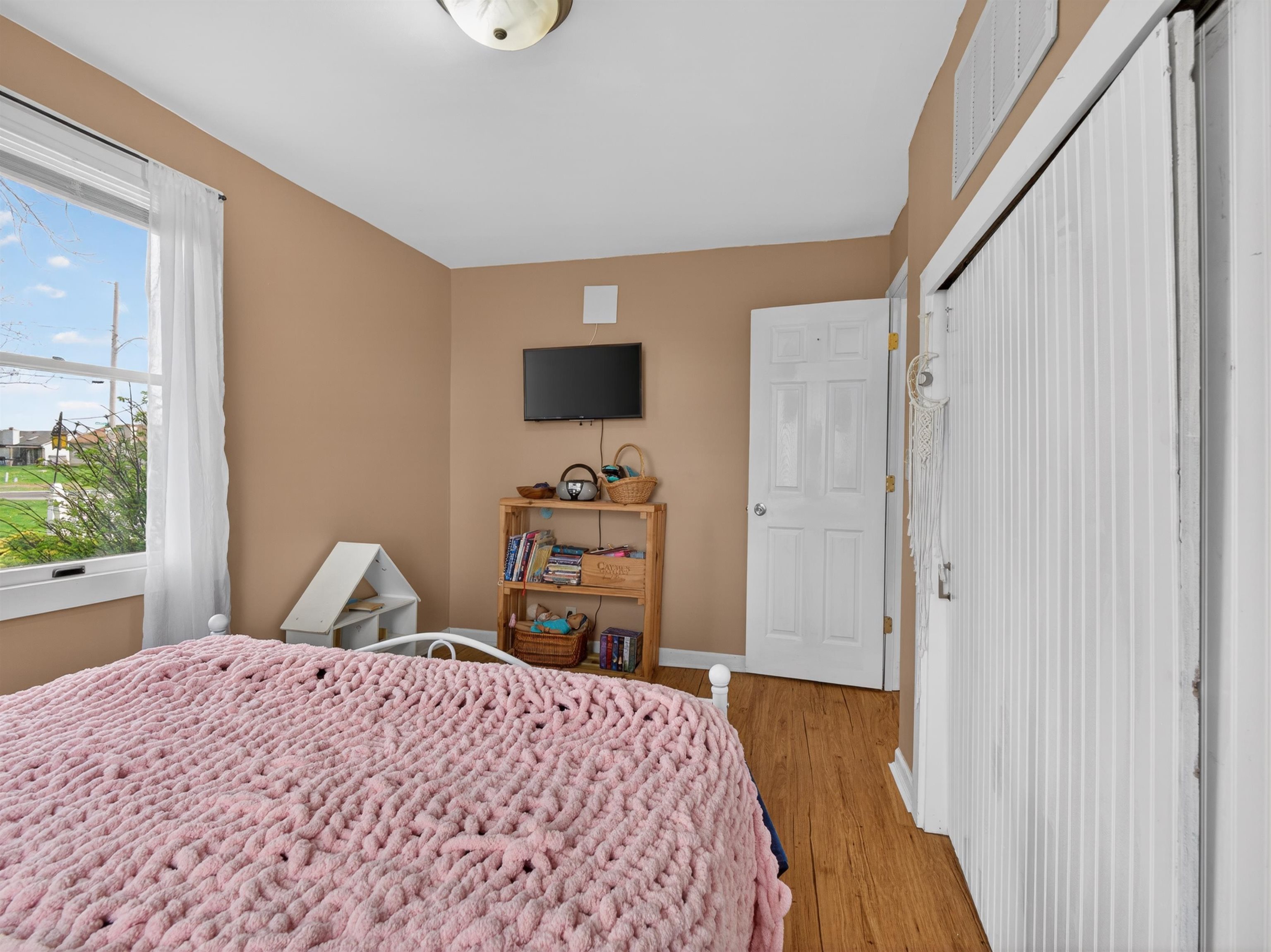 Photo 21 of 1205 MAYFIELD Road