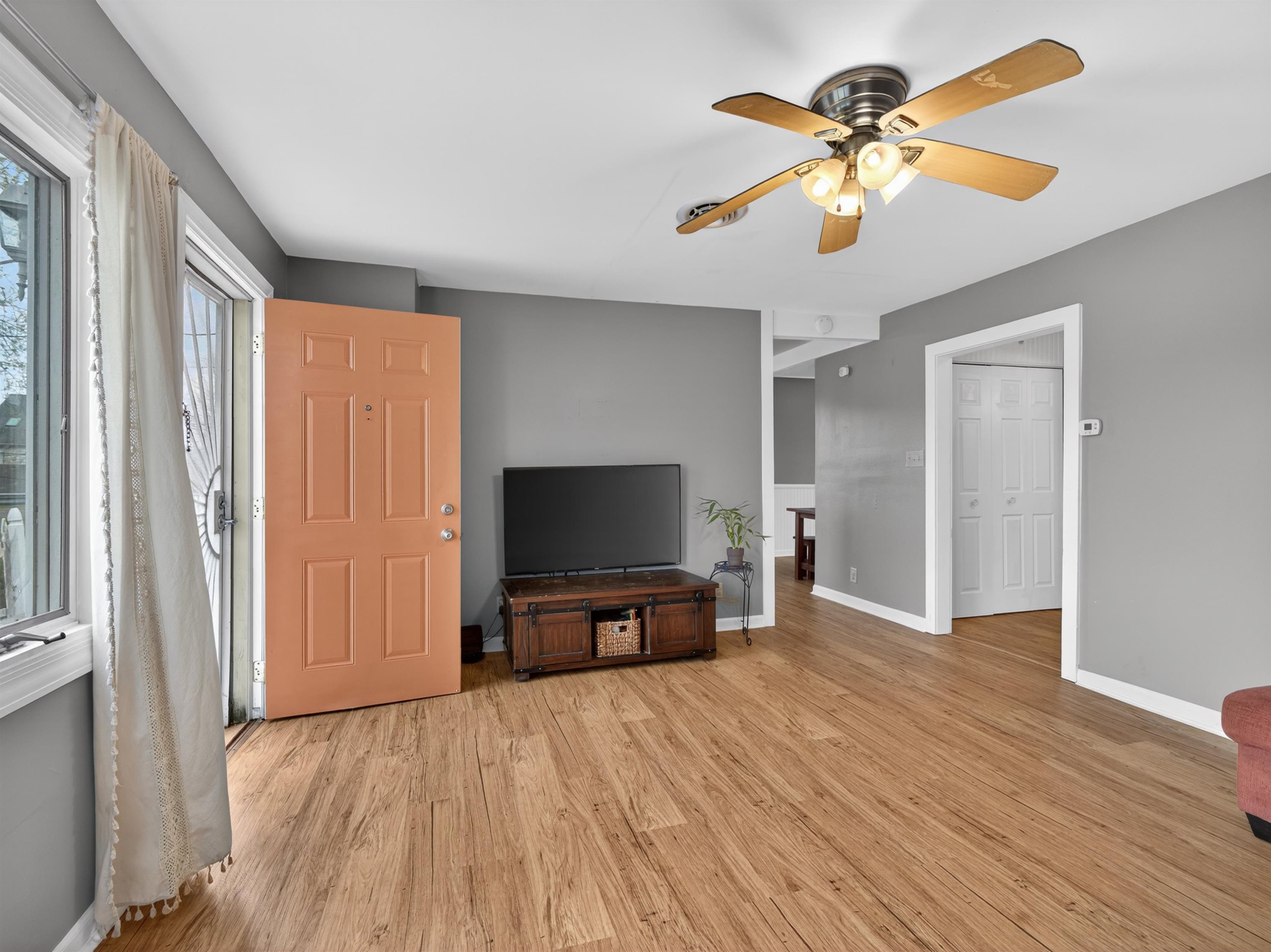 Photo 5 of 1205 MAYFIELD Road