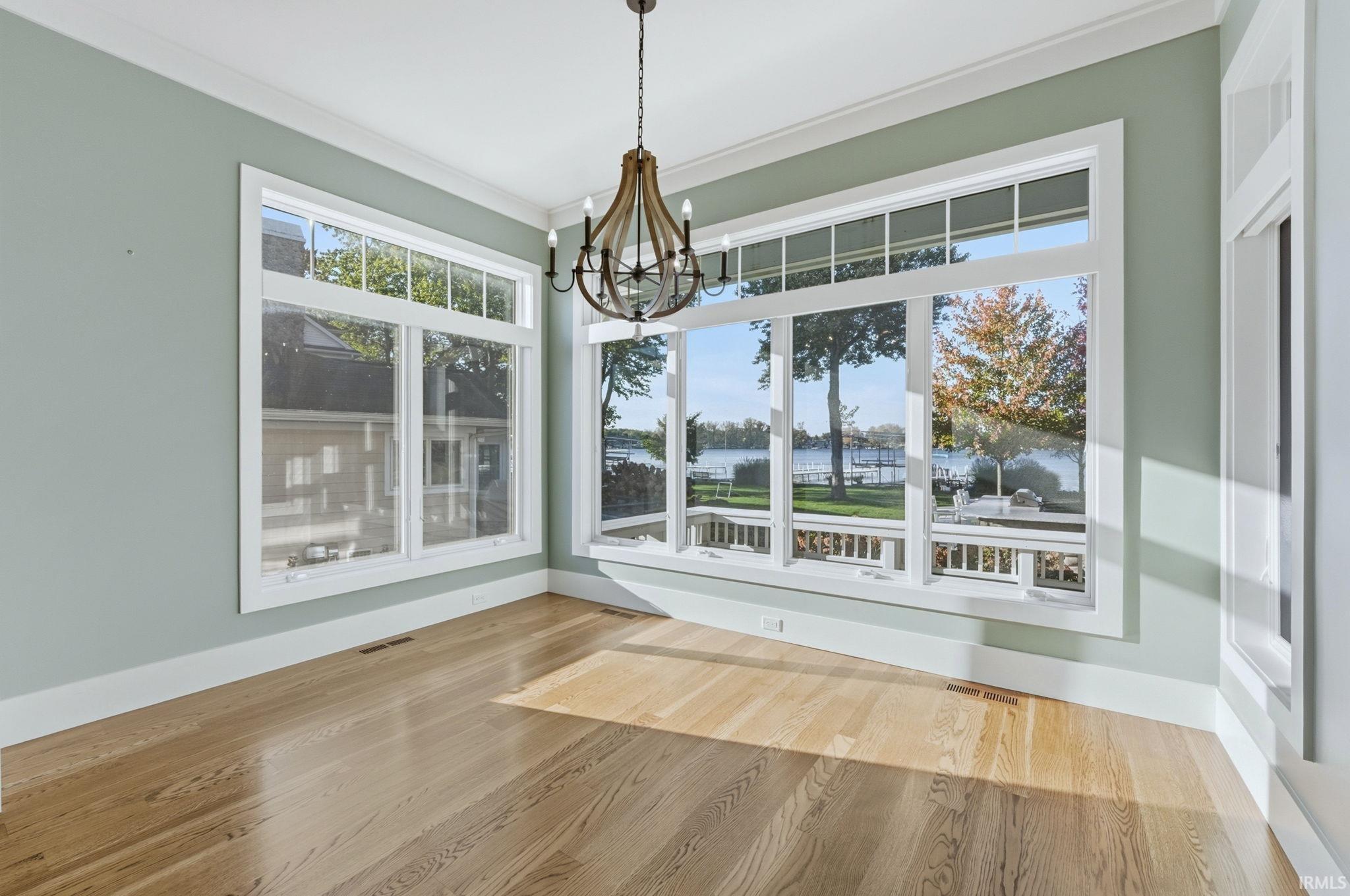 Photo 12 of 6521 N Kalorama Road