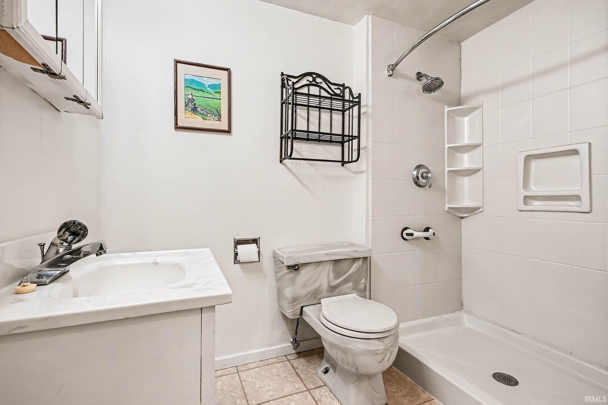 Photo 16 of 22127 Farmwood Drive